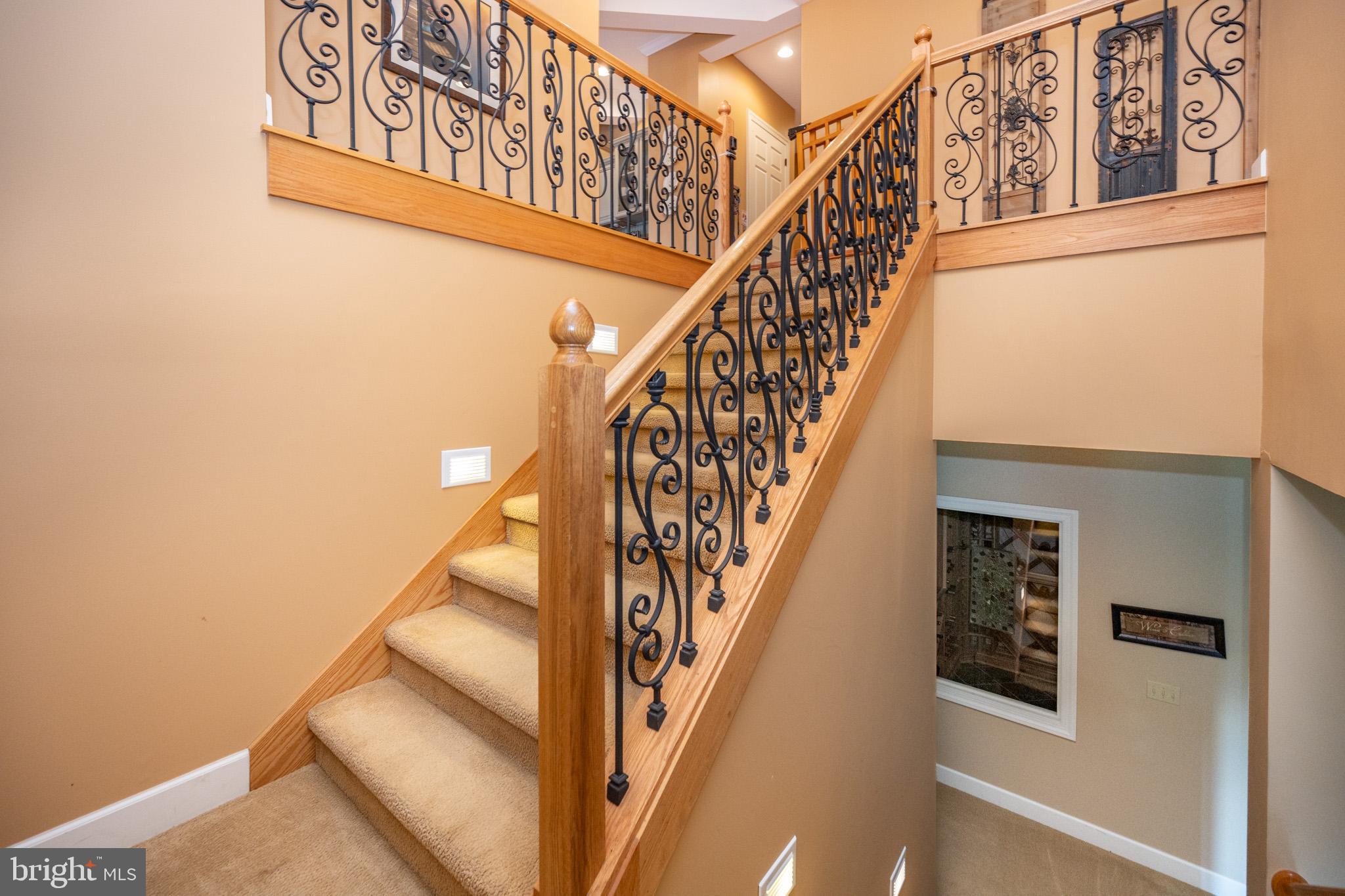 SANDY BEACH - Residential