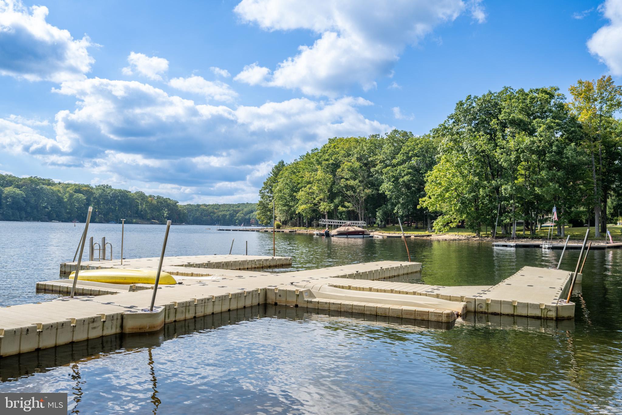 SANDY BEACH - Residential