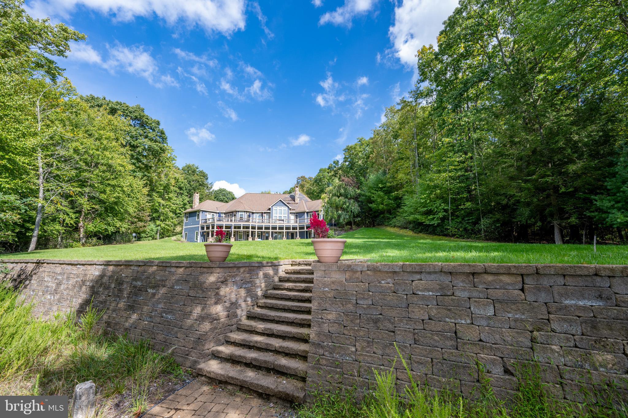 SANDY BEACH - Residential