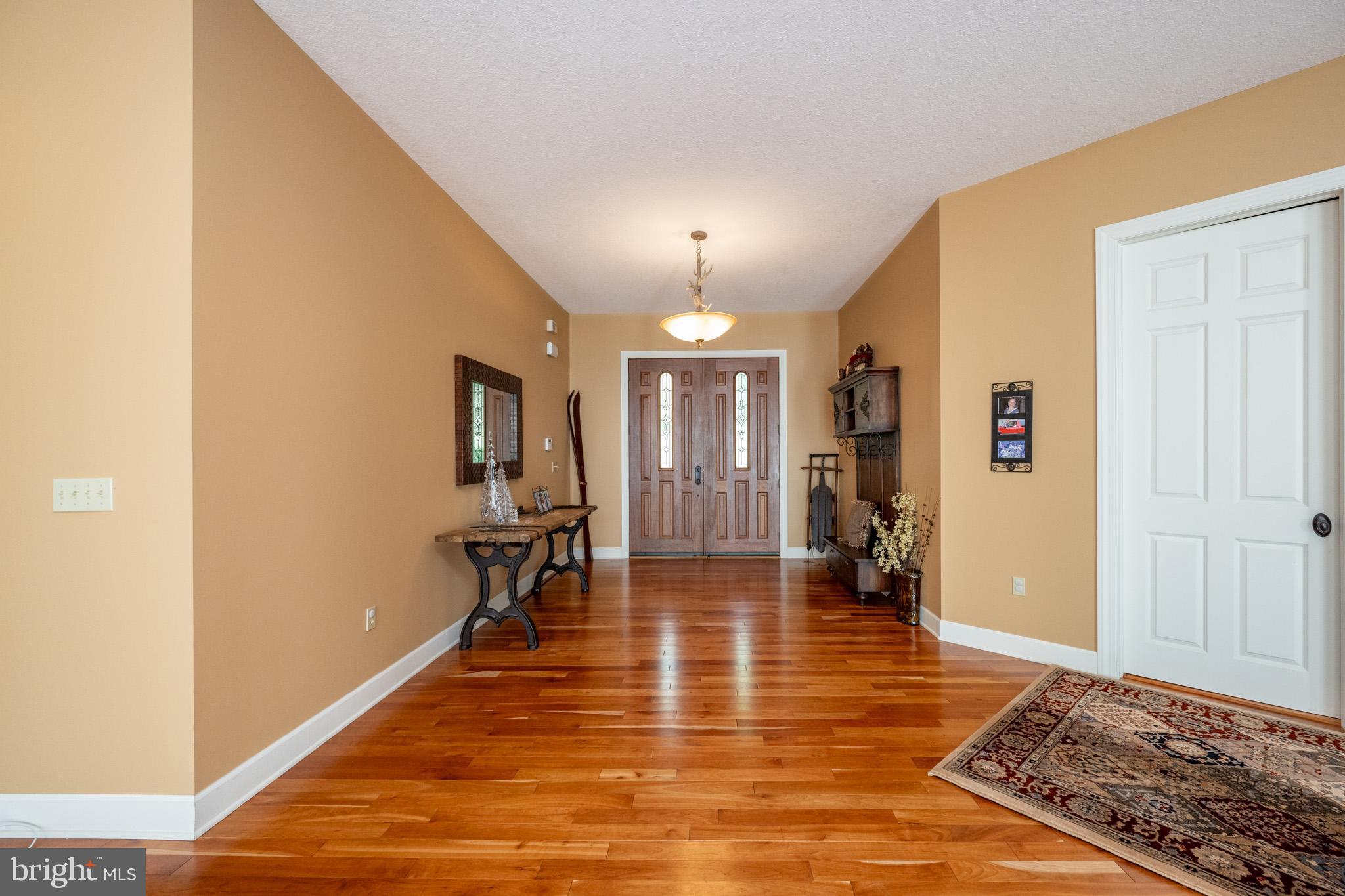 SANDY BEACH - Residential