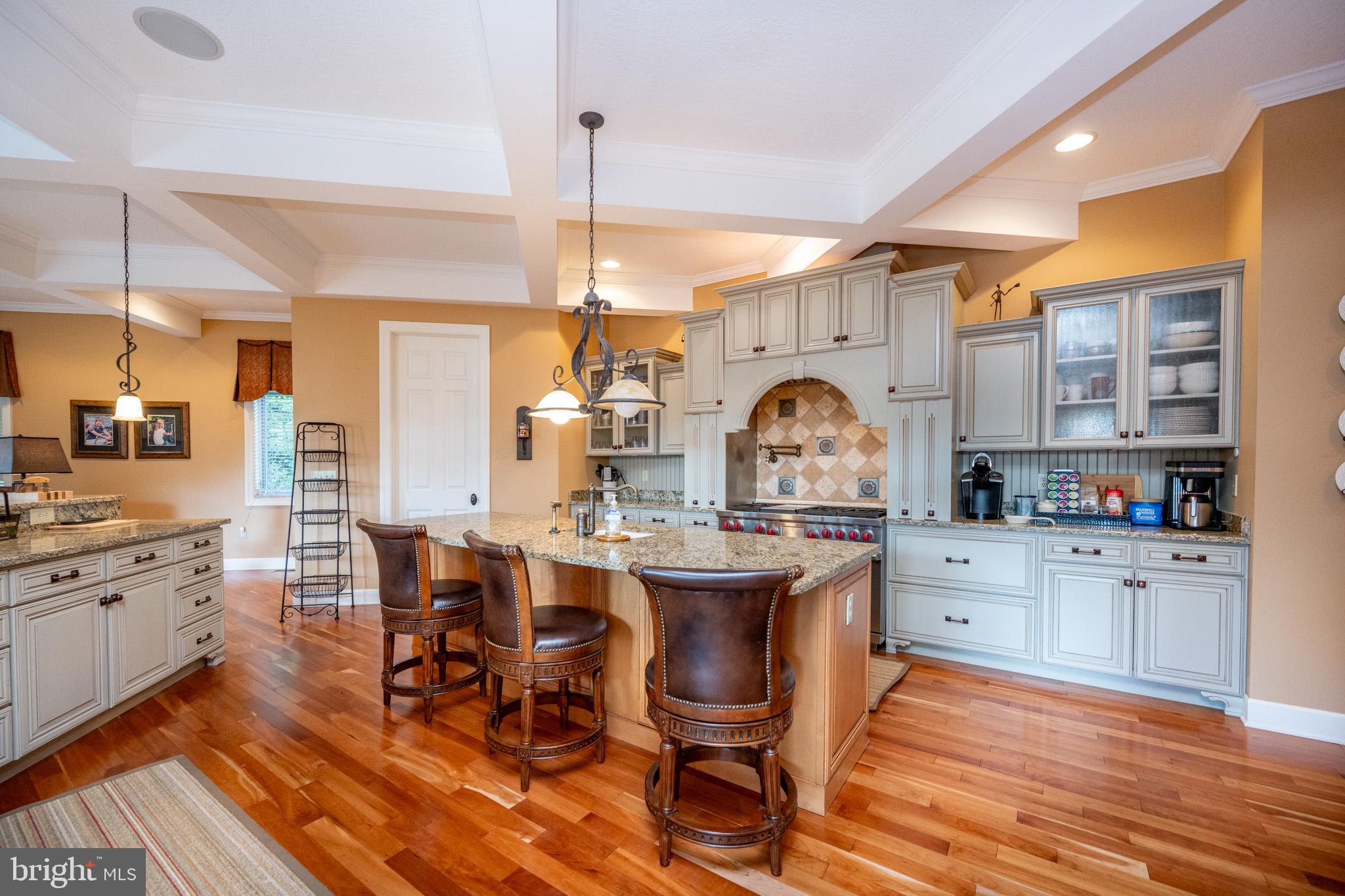 SANDY BEACH - Residential