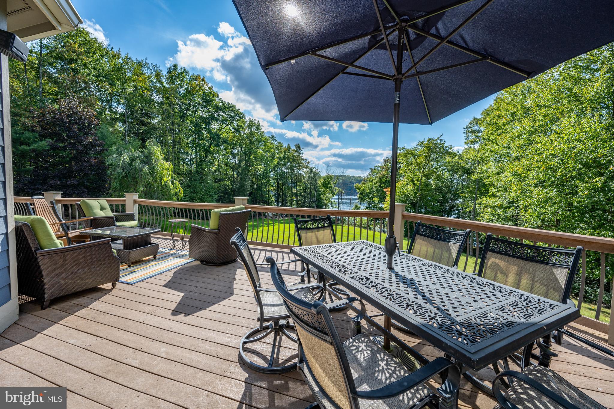 SANDY BEACH - Residential