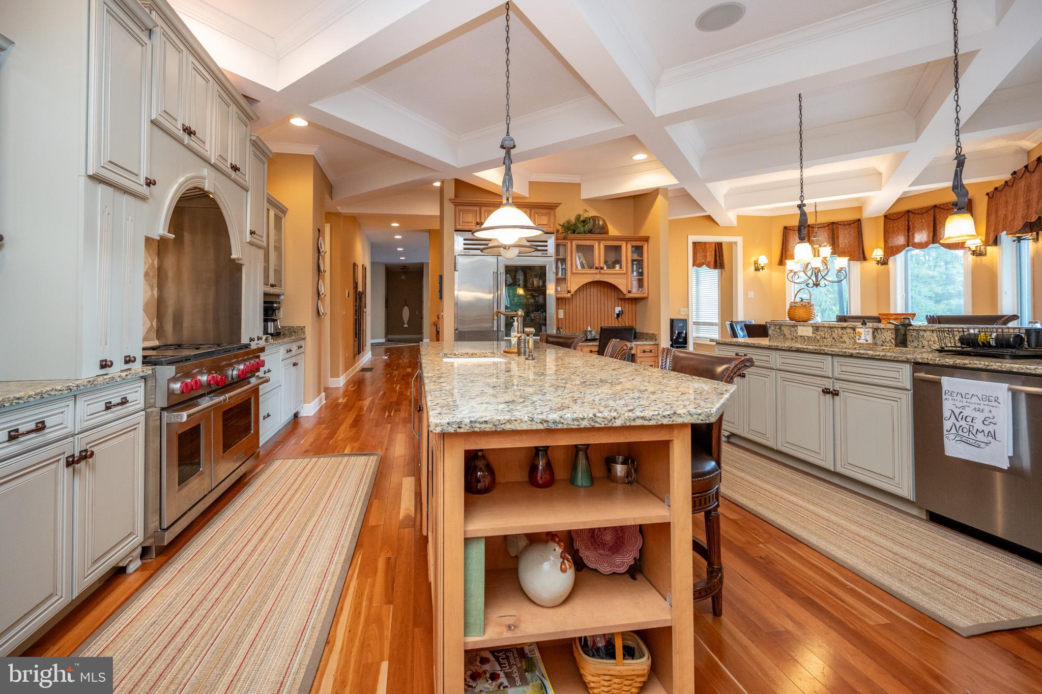 SANDY BEACH - Residential