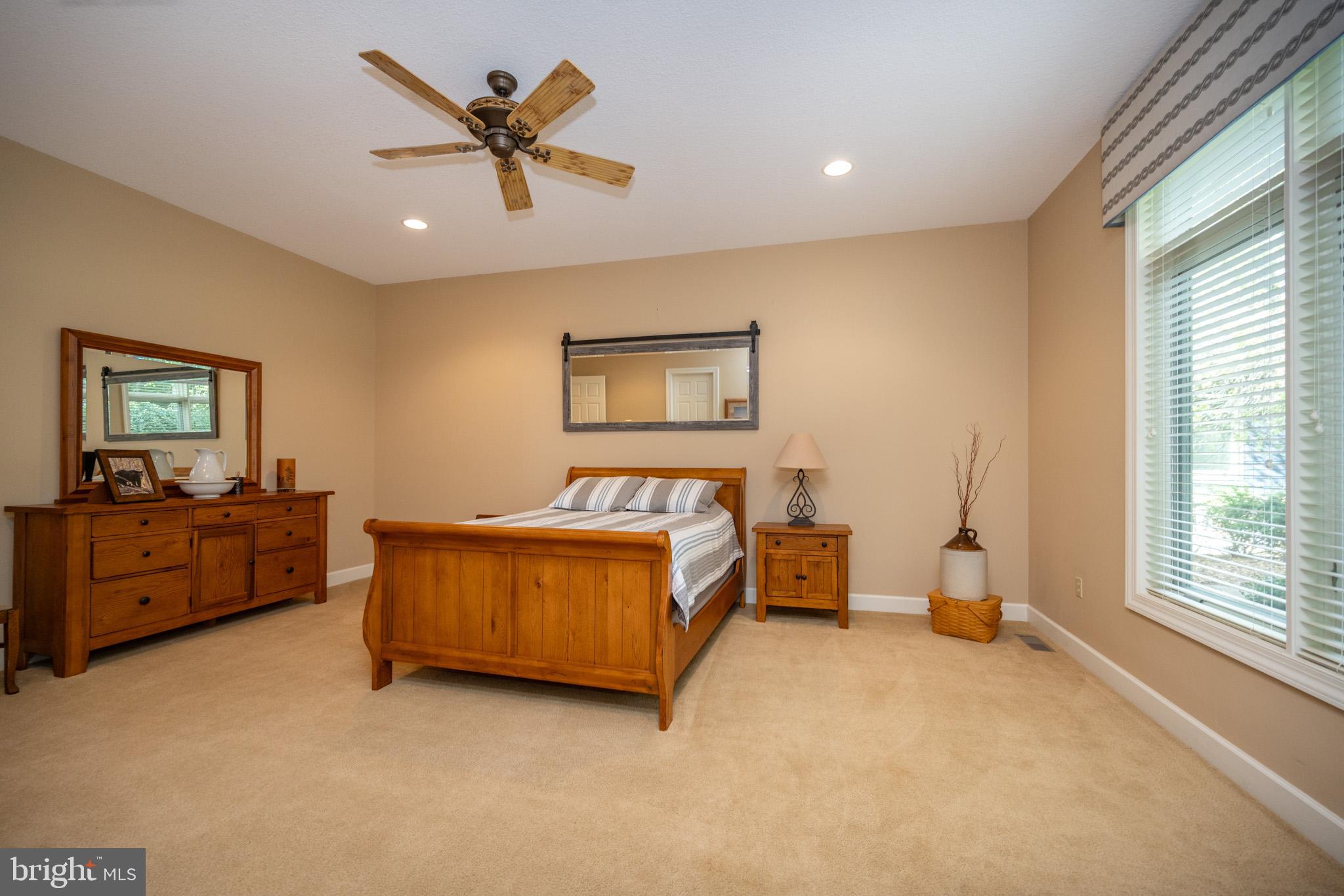 SANDY BEACH - Residential