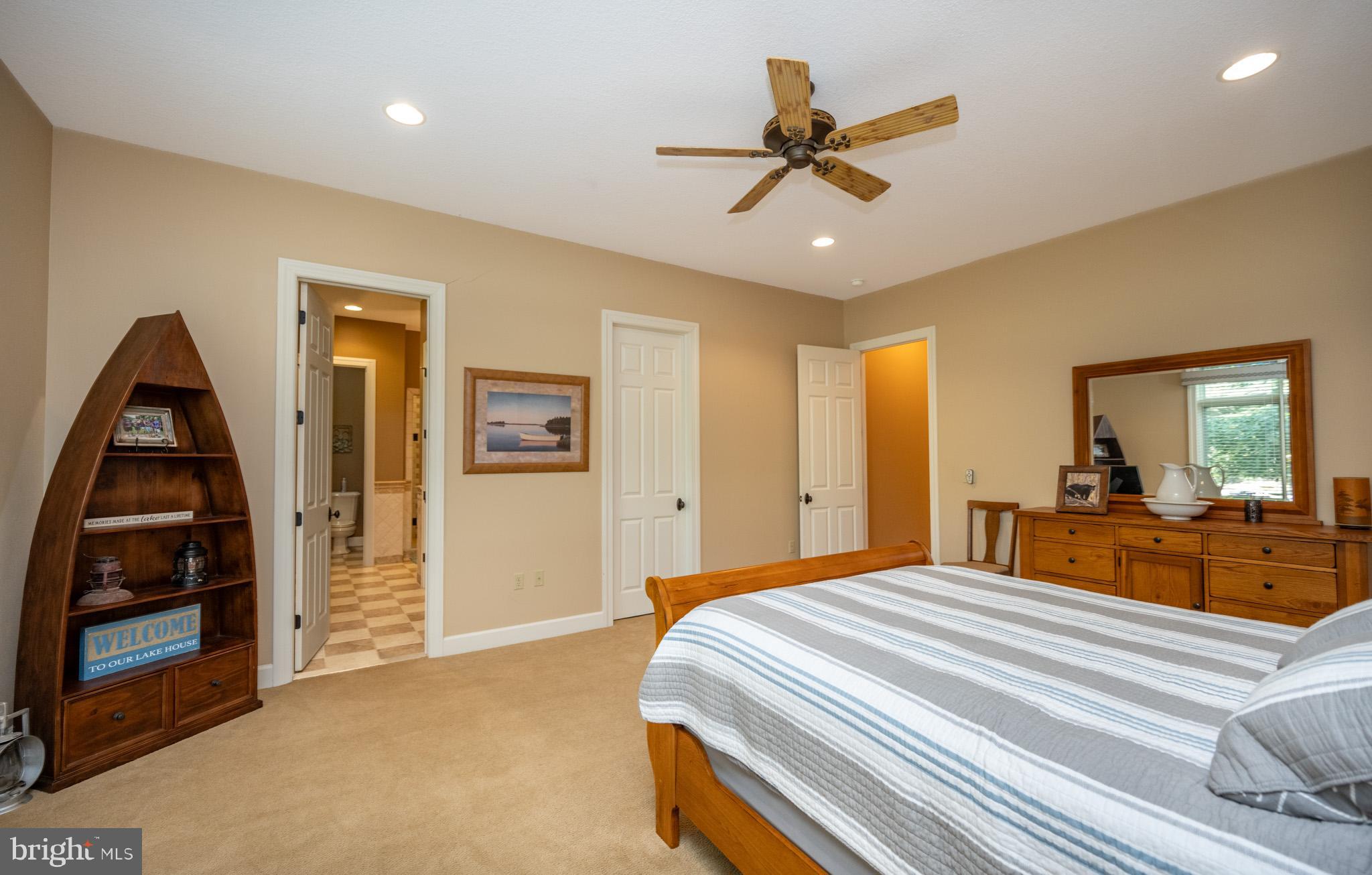 SANDY BEACH - Residential