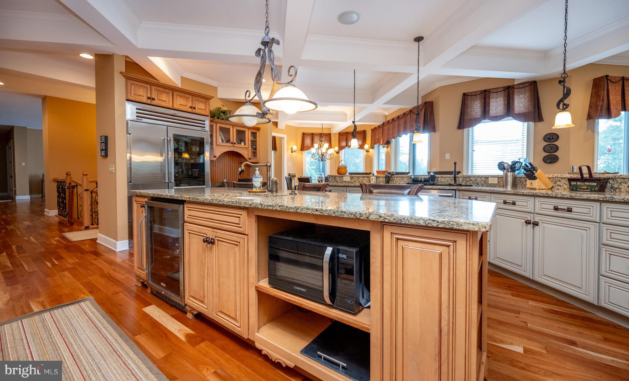 SANDY BEACH - Residential