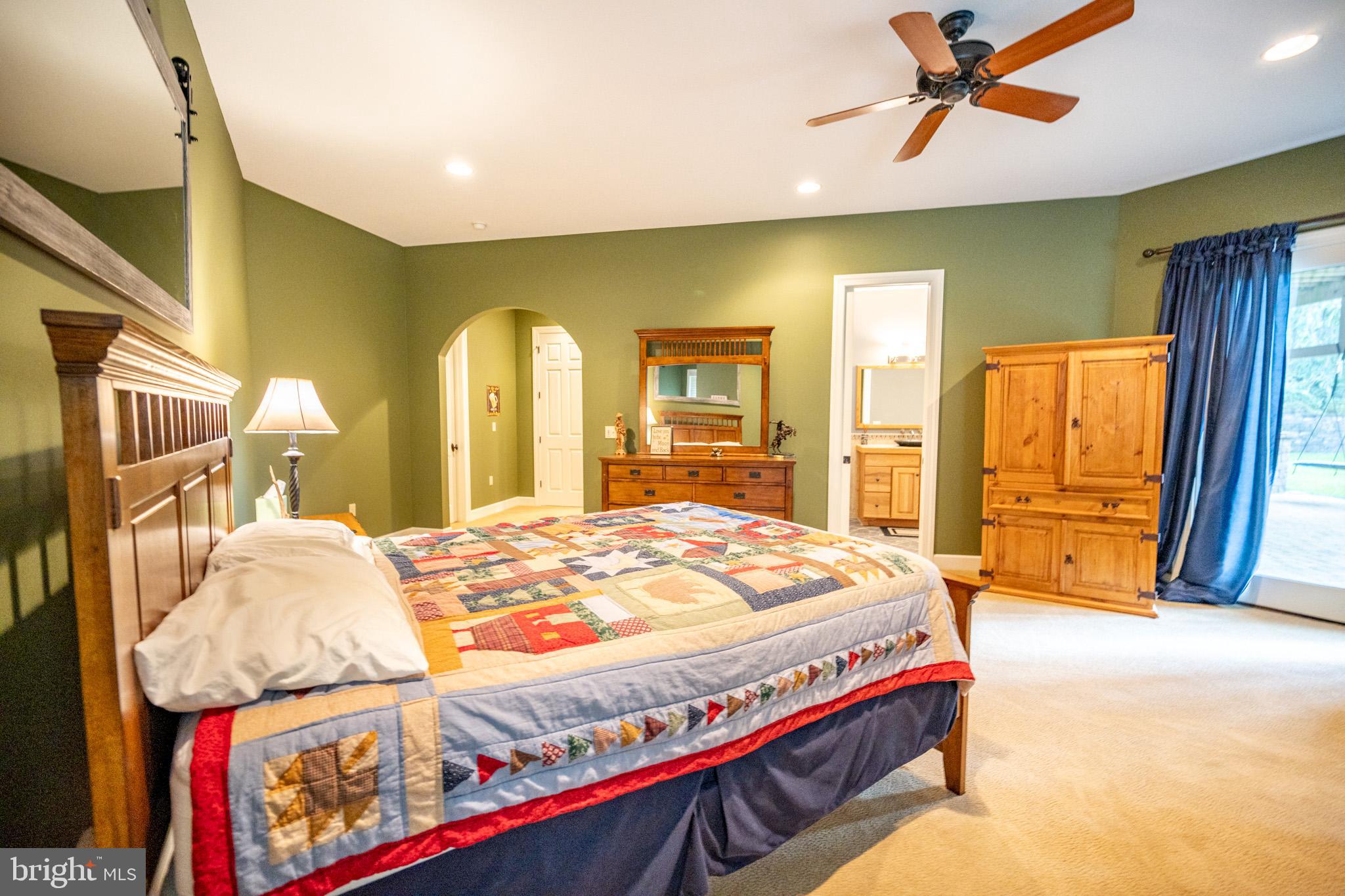 SANDY BEACH - Residential