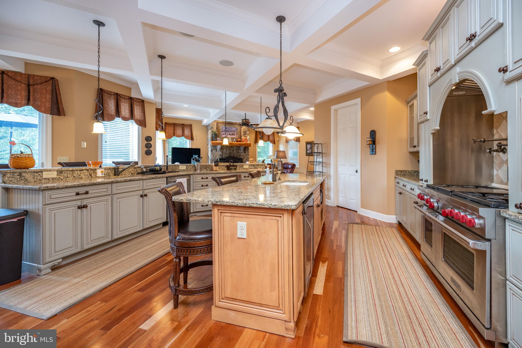 SANDY BEACH - Residential