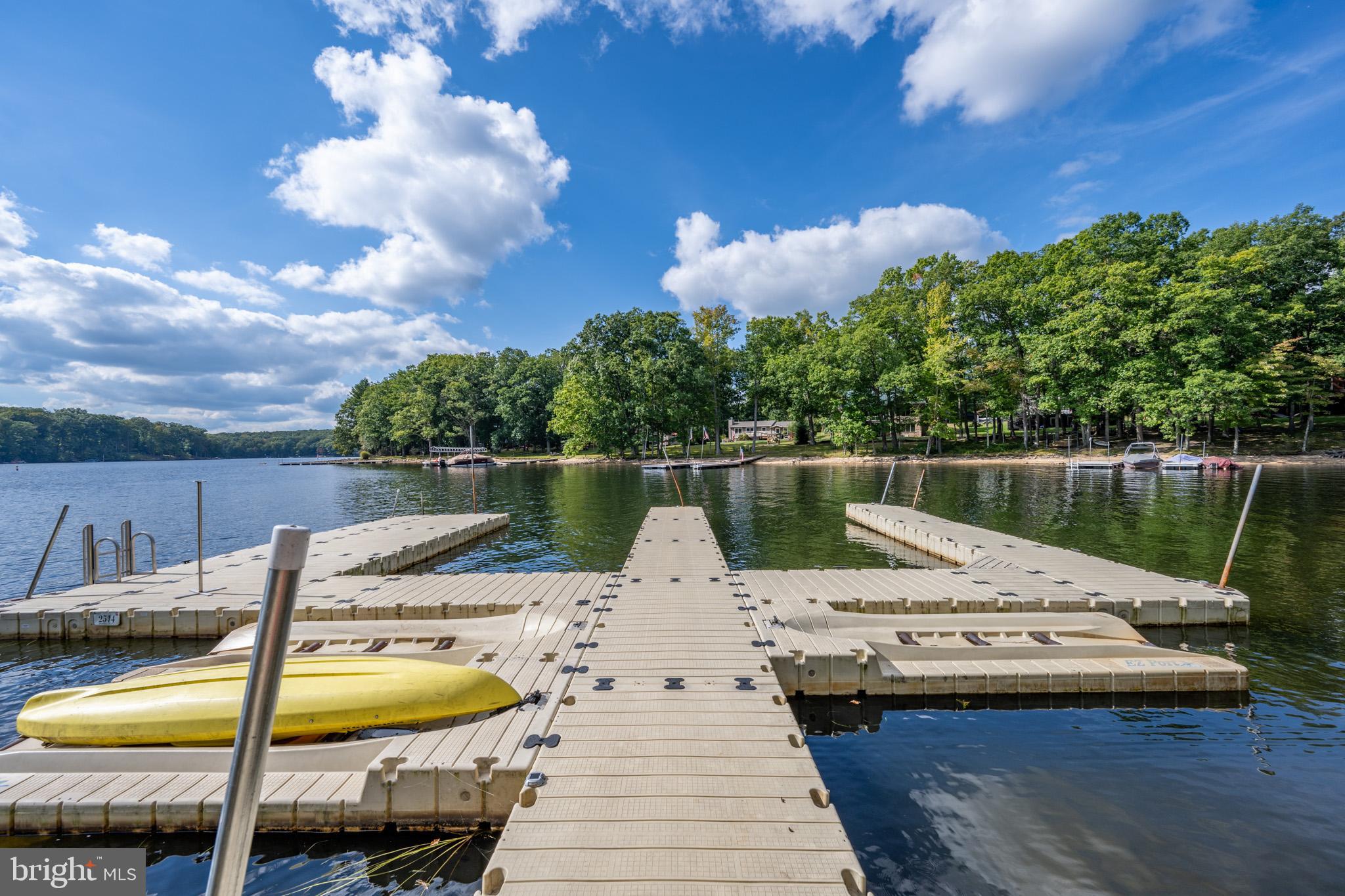 SANDY BEACH - Residential