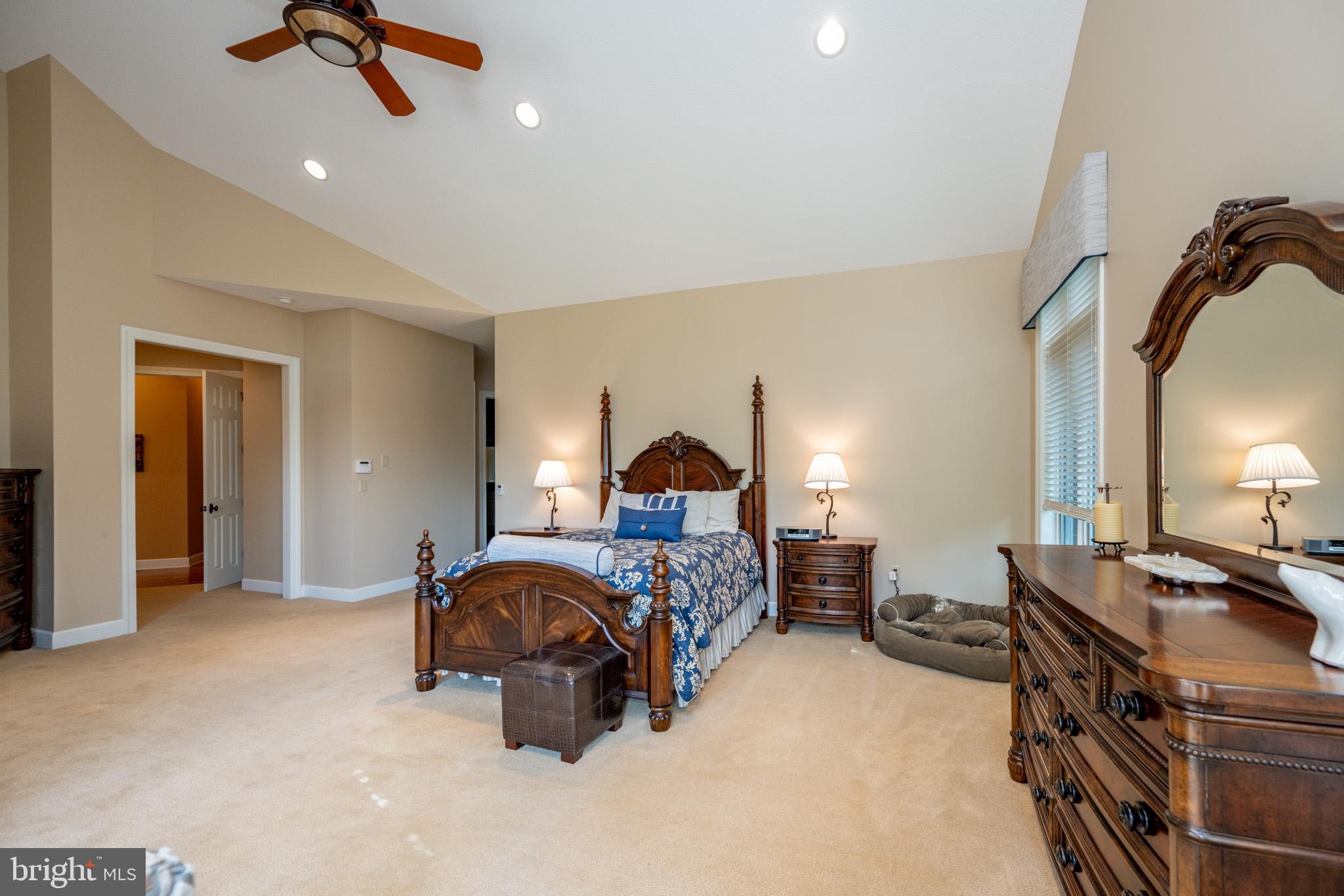 SANDY BEACH - Residential