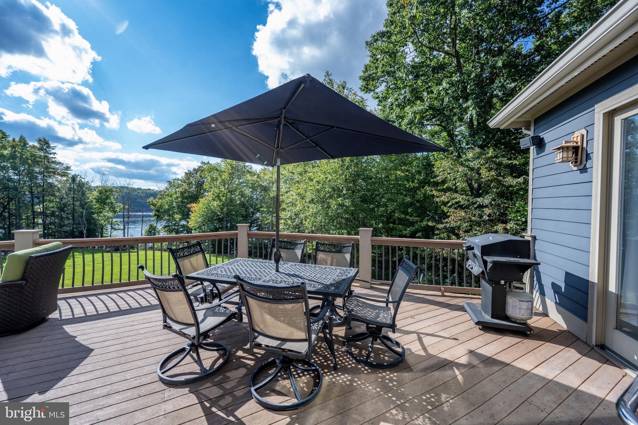 SANDY BEACH - Residential