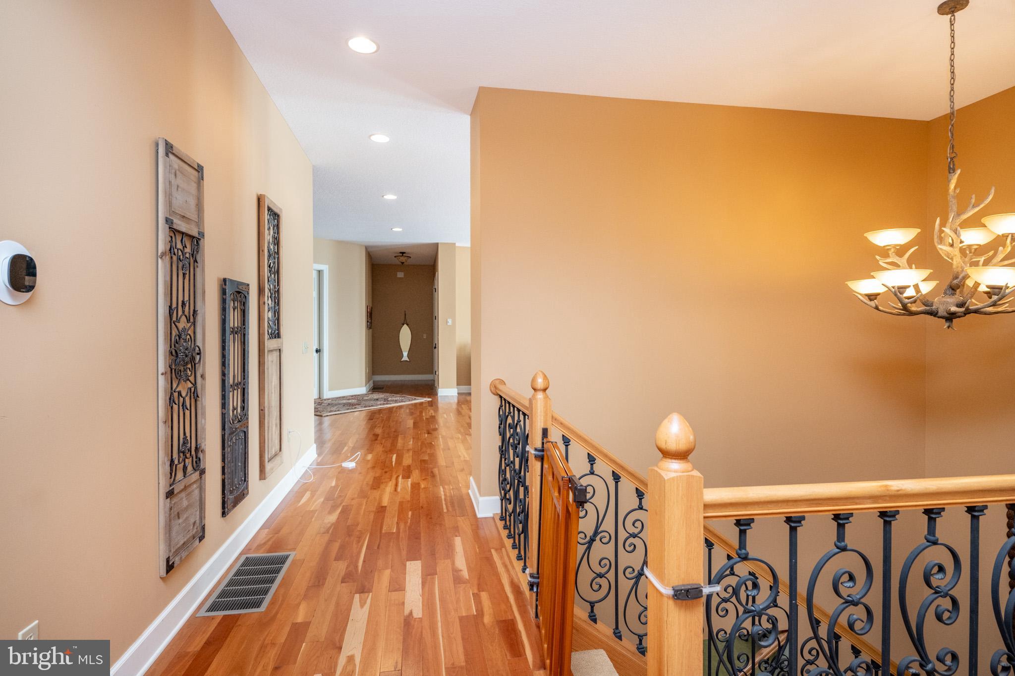 SANDY BEACH - Residential