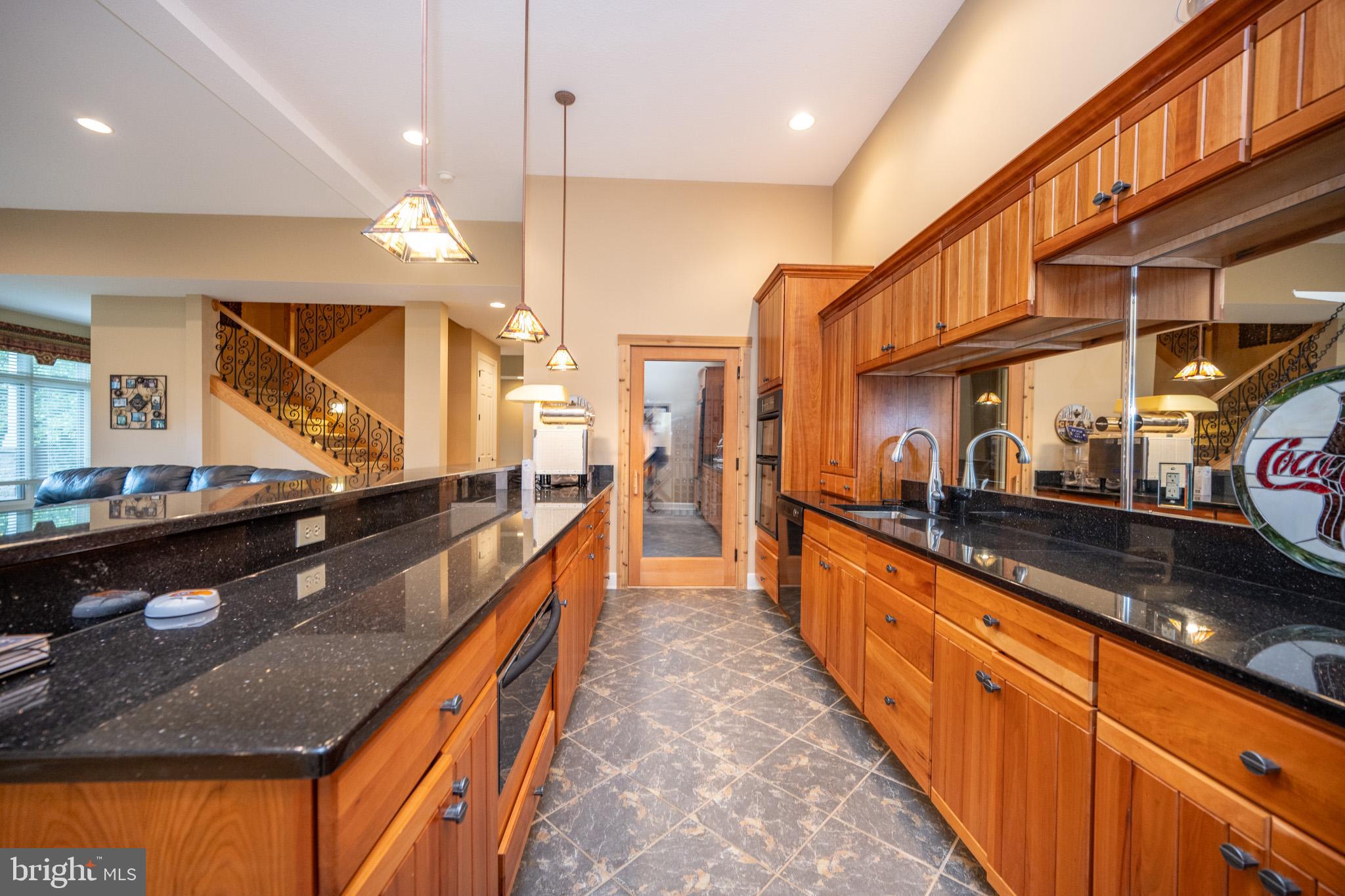 SANDY BEACH - Residential