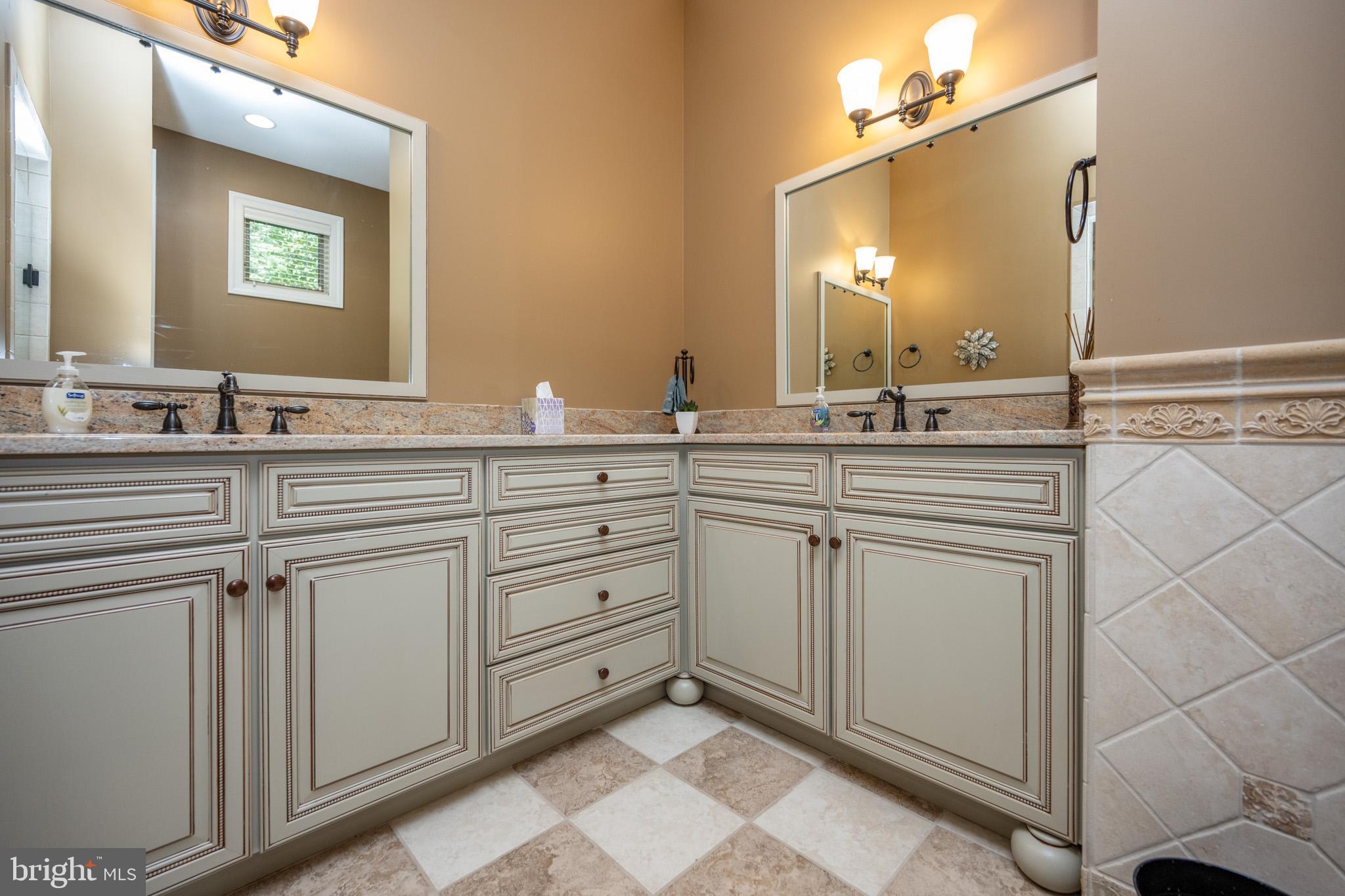 SANDY BEACH - Residential