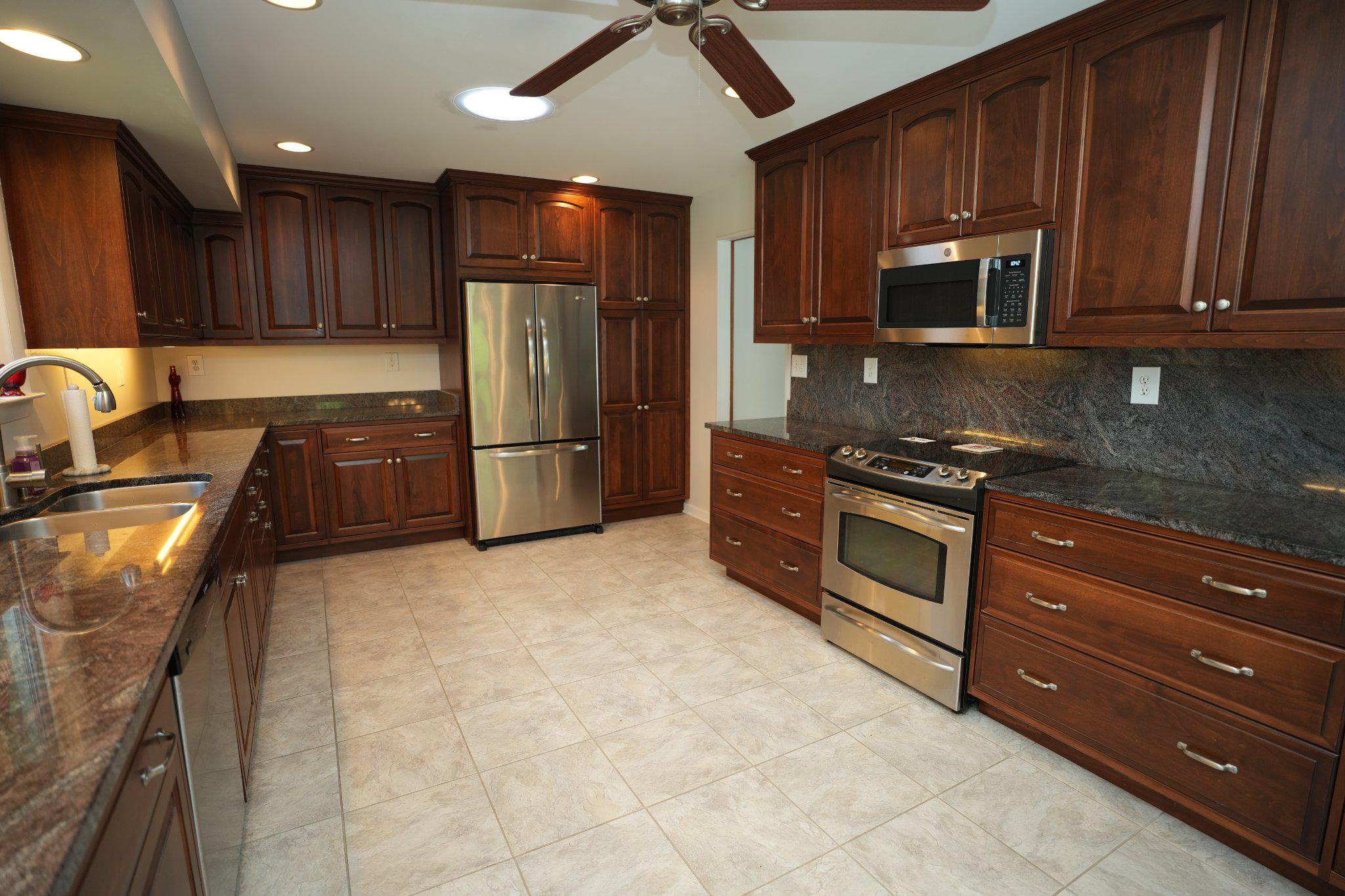 40582 PORT PLACE