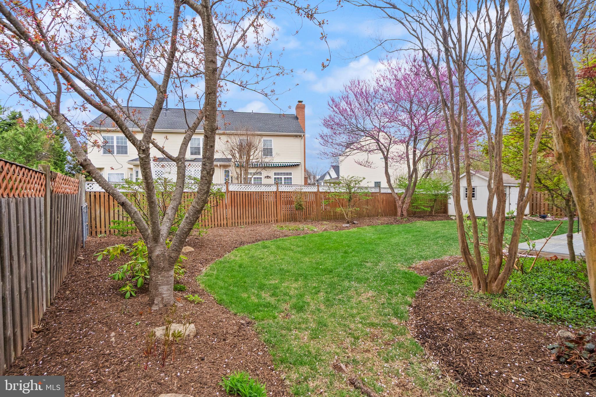 ALEXANDRAS GROVE AT BELMONT - Residential