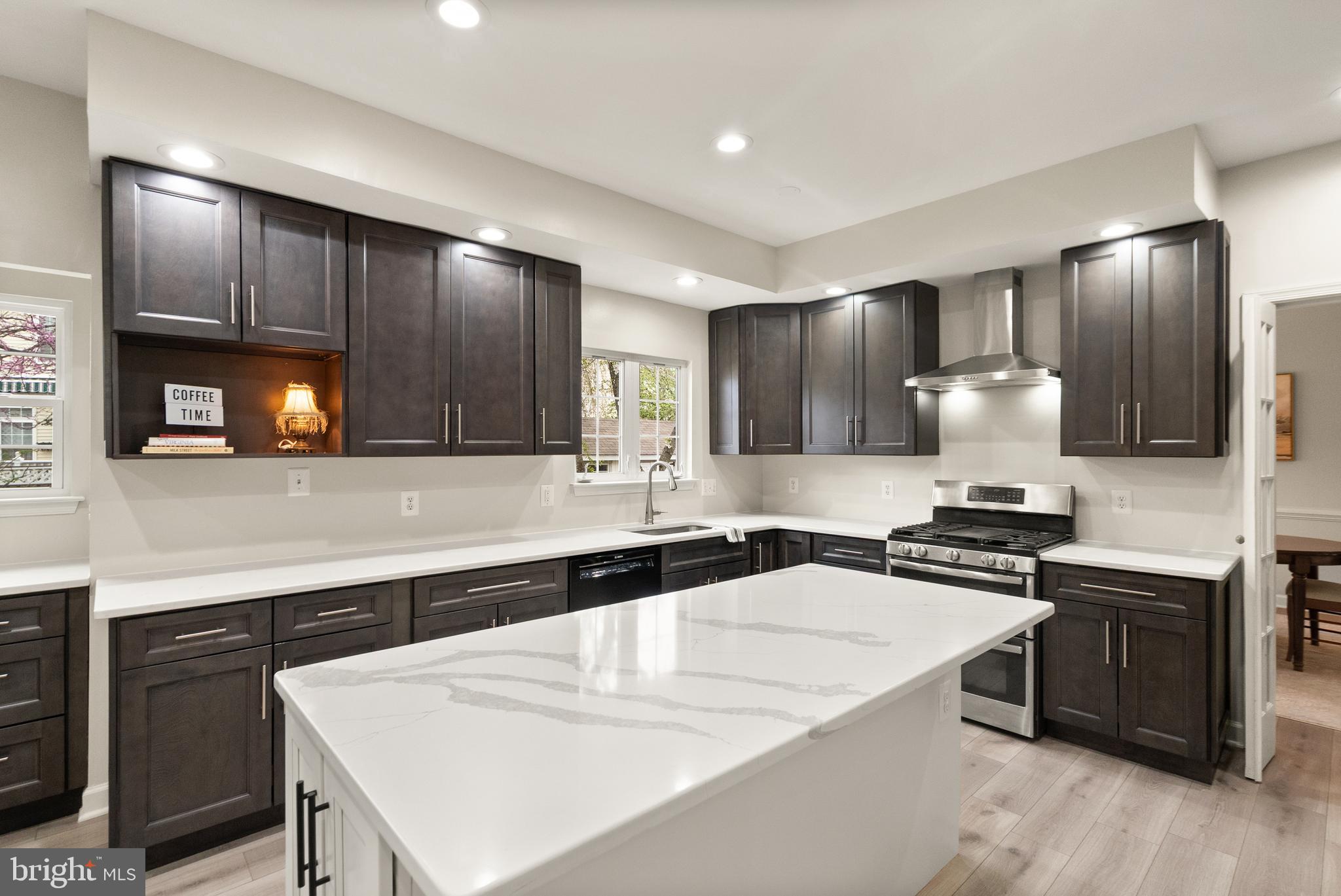 ALEXANDRAS GROVE AT BELMONT - Residential