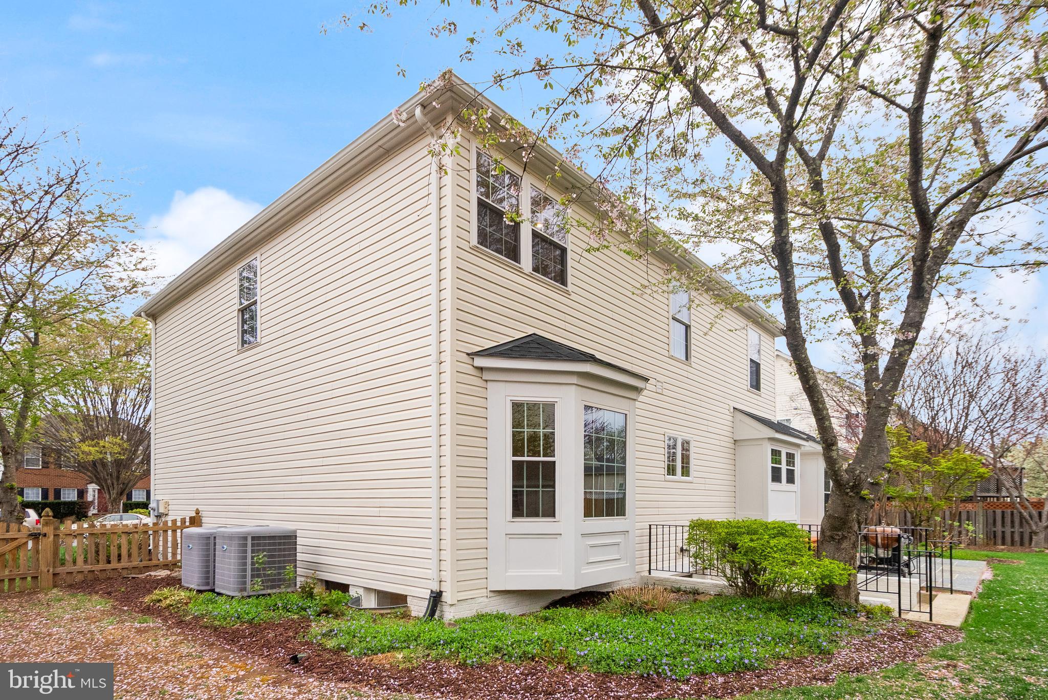 ALEXANDRAS GROVE AT BELMONT - Residential