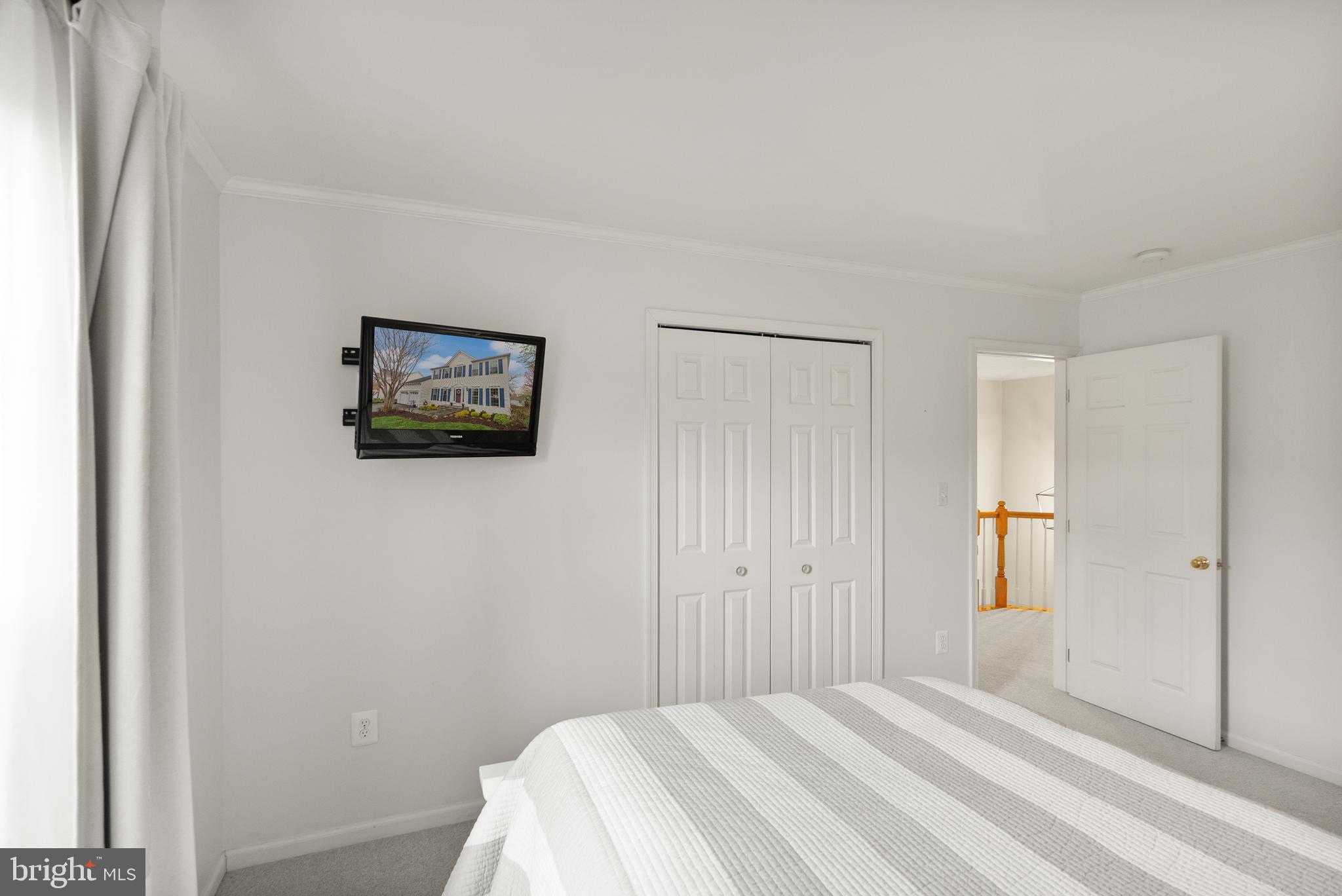 ALEXANDRAS GROVE AT BELMONT - Residential