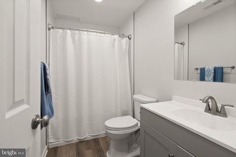 listing image 64