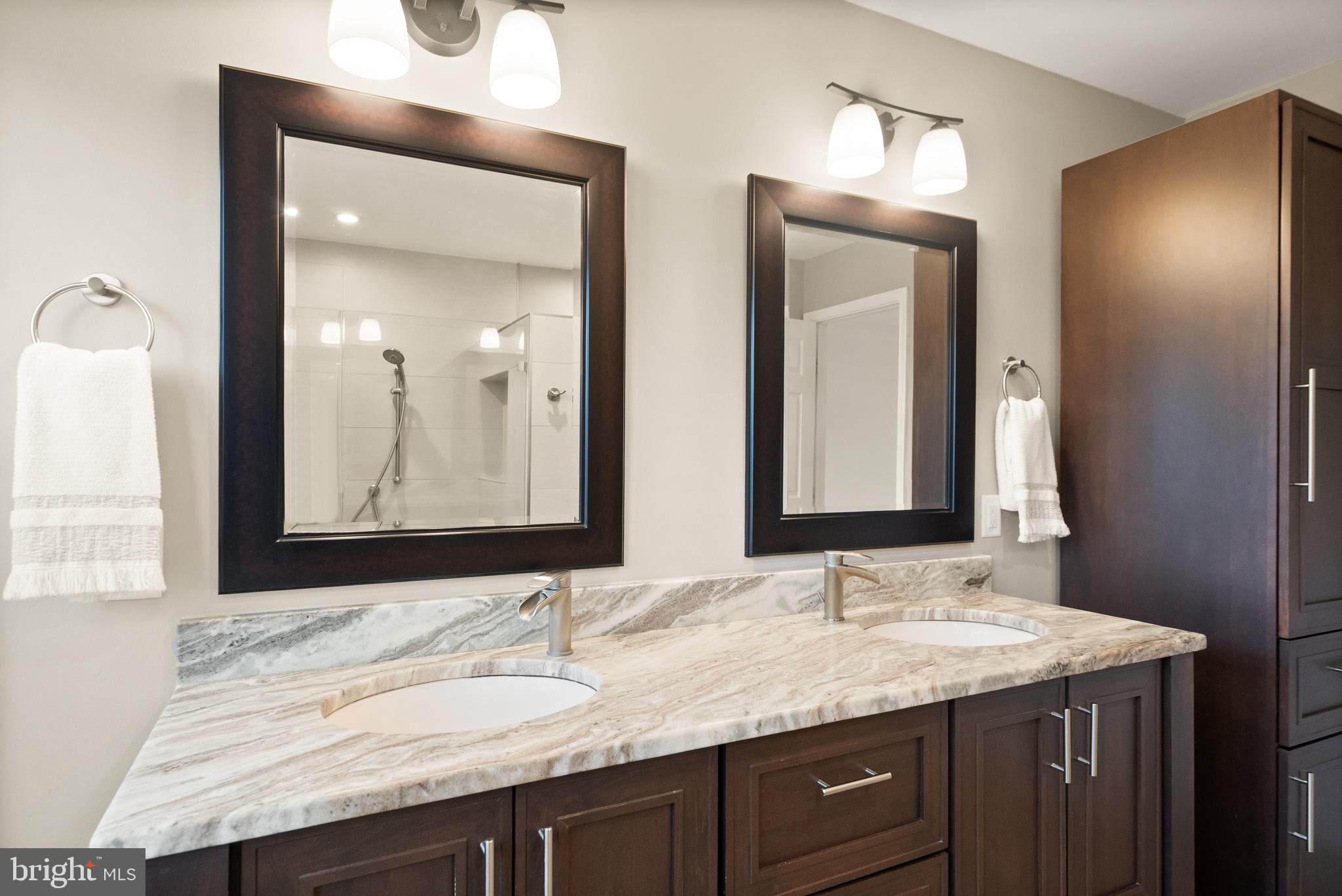 ALEXANDRAS GROVE AT BELMONT - Residential