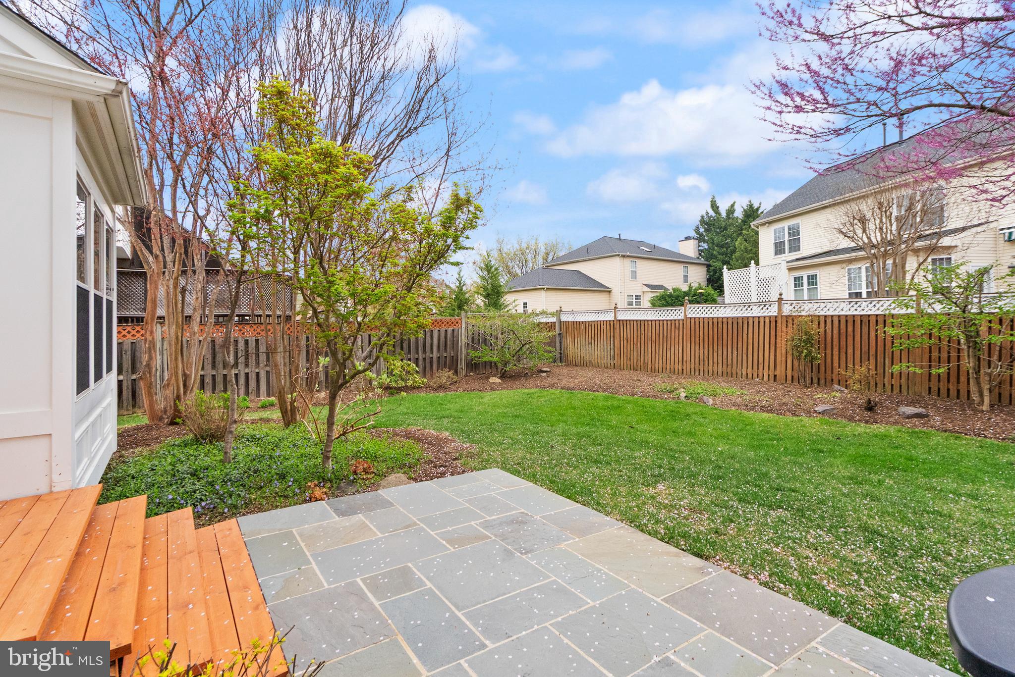 ALEXANDRAS GROVE AT BELMONT - Residential