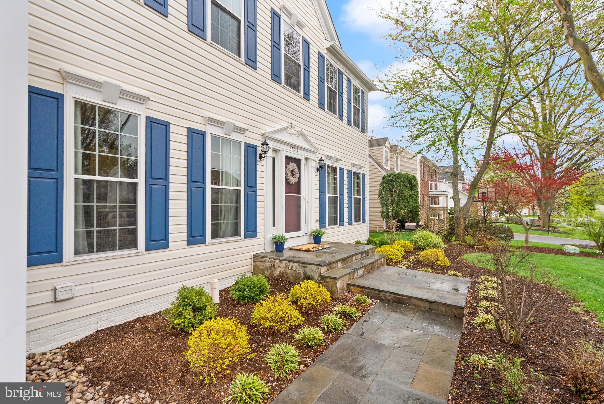 ALEXANDRAS GROVE AT BELMONT - Residential