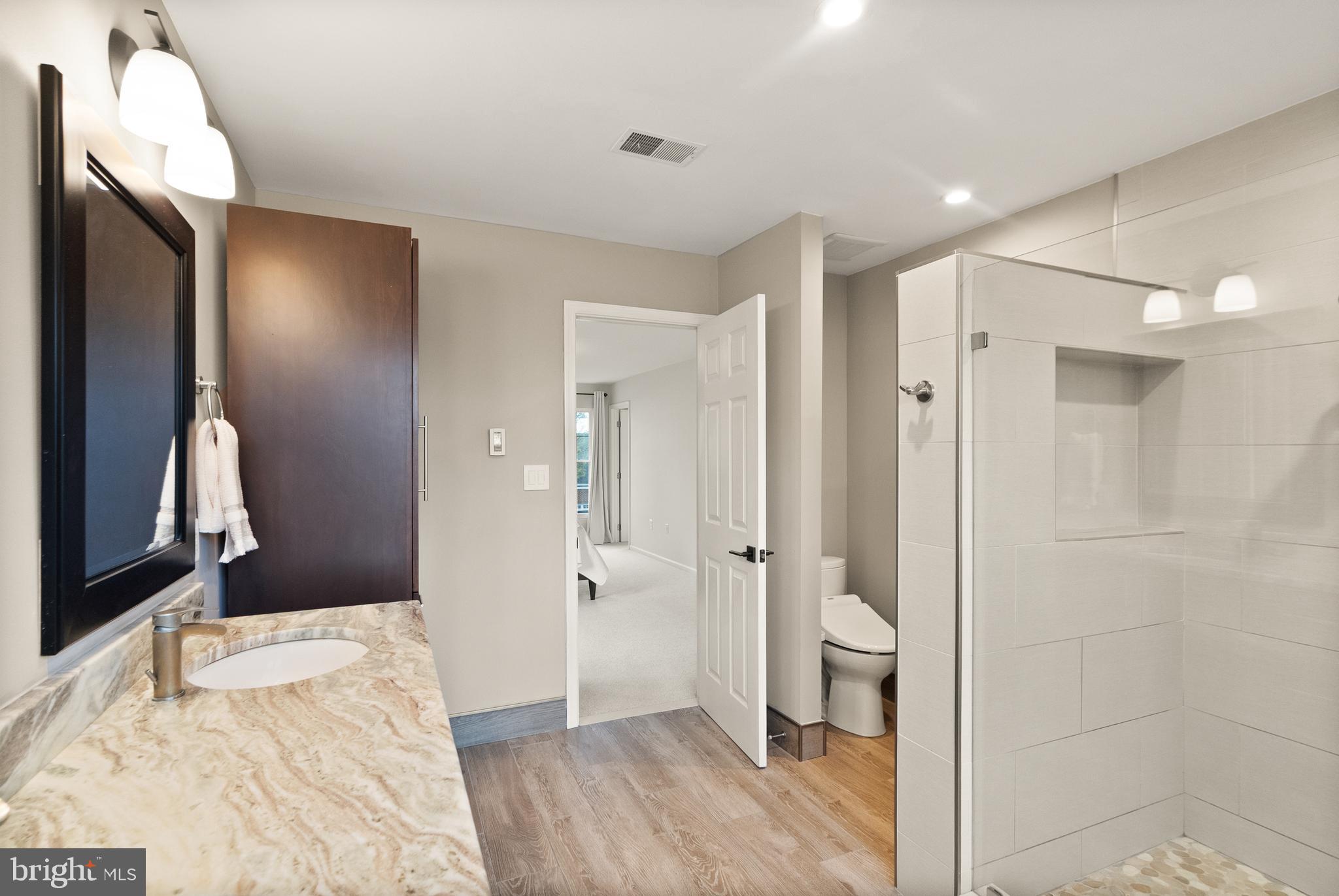 ALEXANDRAS GROVE AT BELMONT - Residential