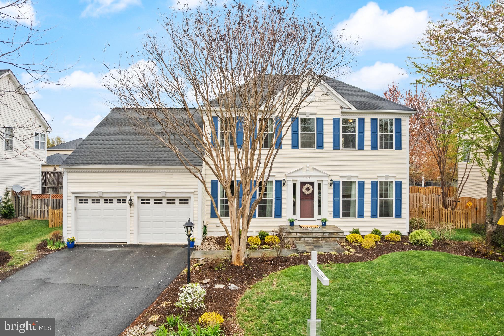 ALEXANDRAS GROVE AT BELMONT - Residential