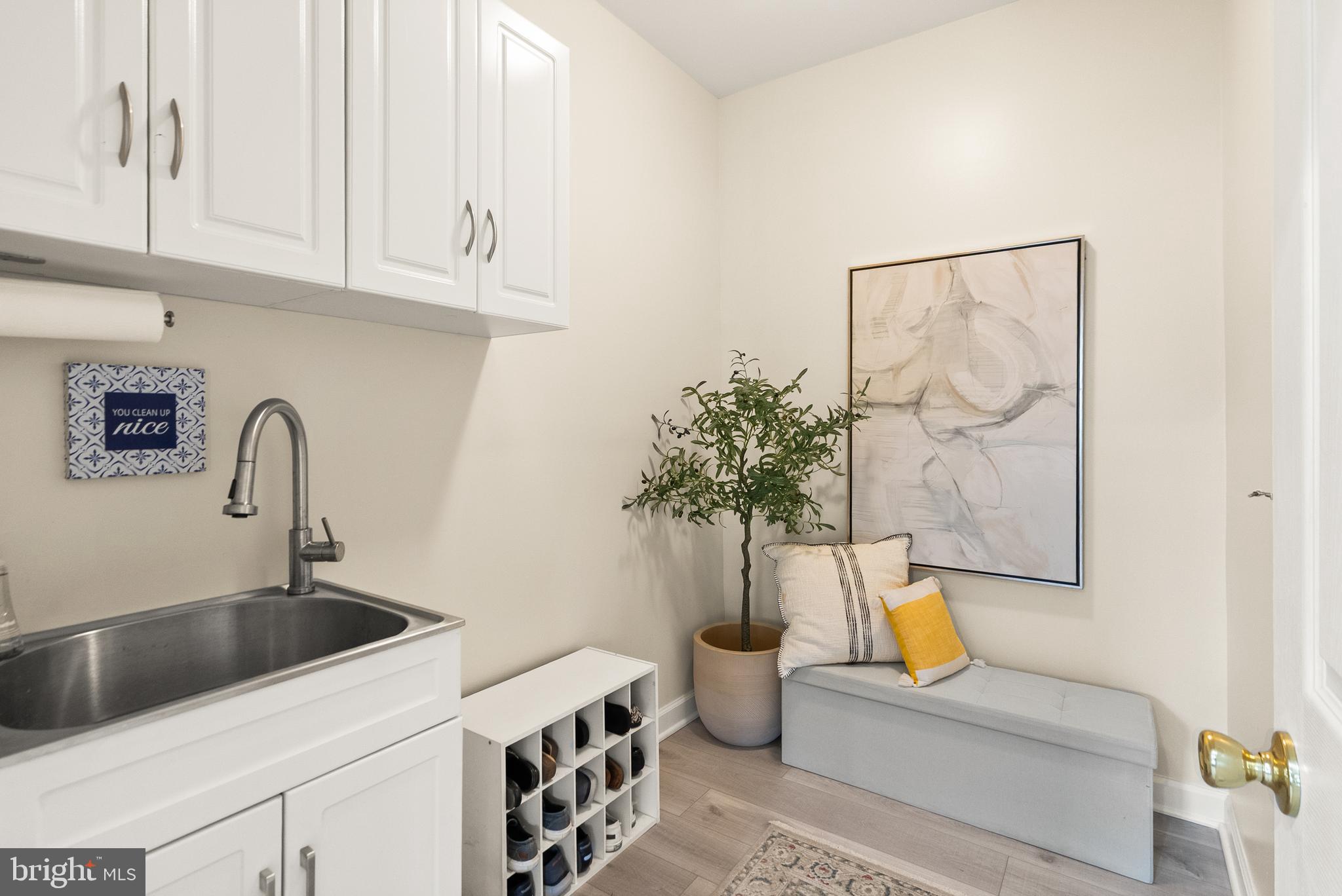 ALEXANDRAS GROVE AT BELMONT - Residential