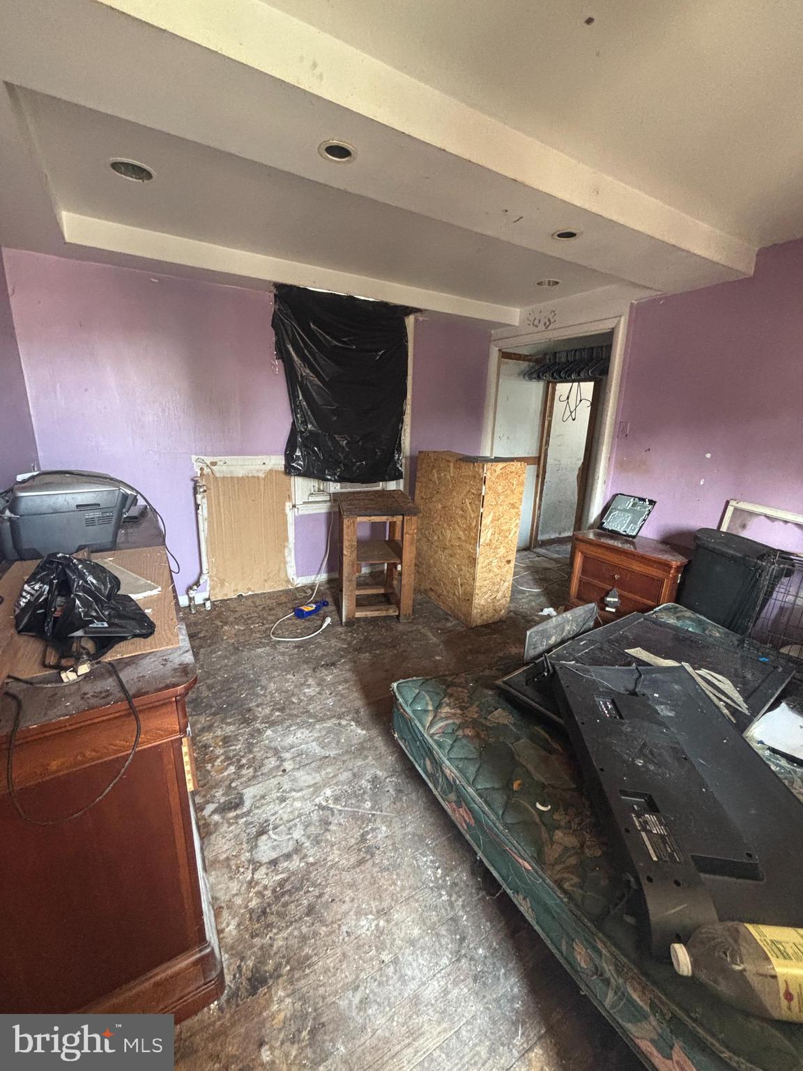 WISSAHICKON - Commercial Sale