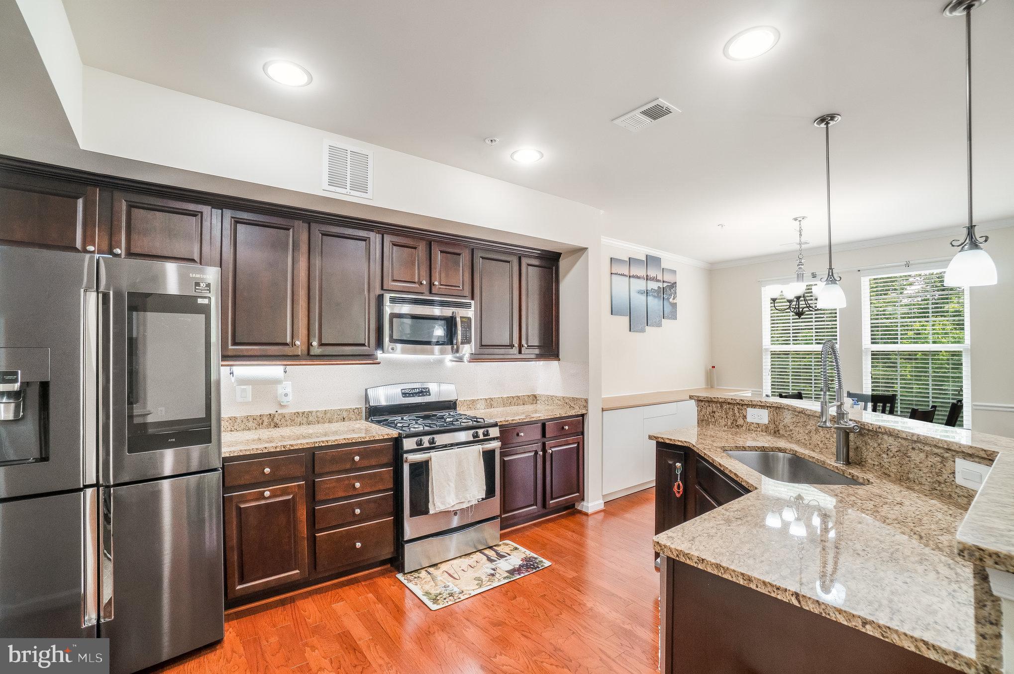 DANE RIDGE CONDO - Residential