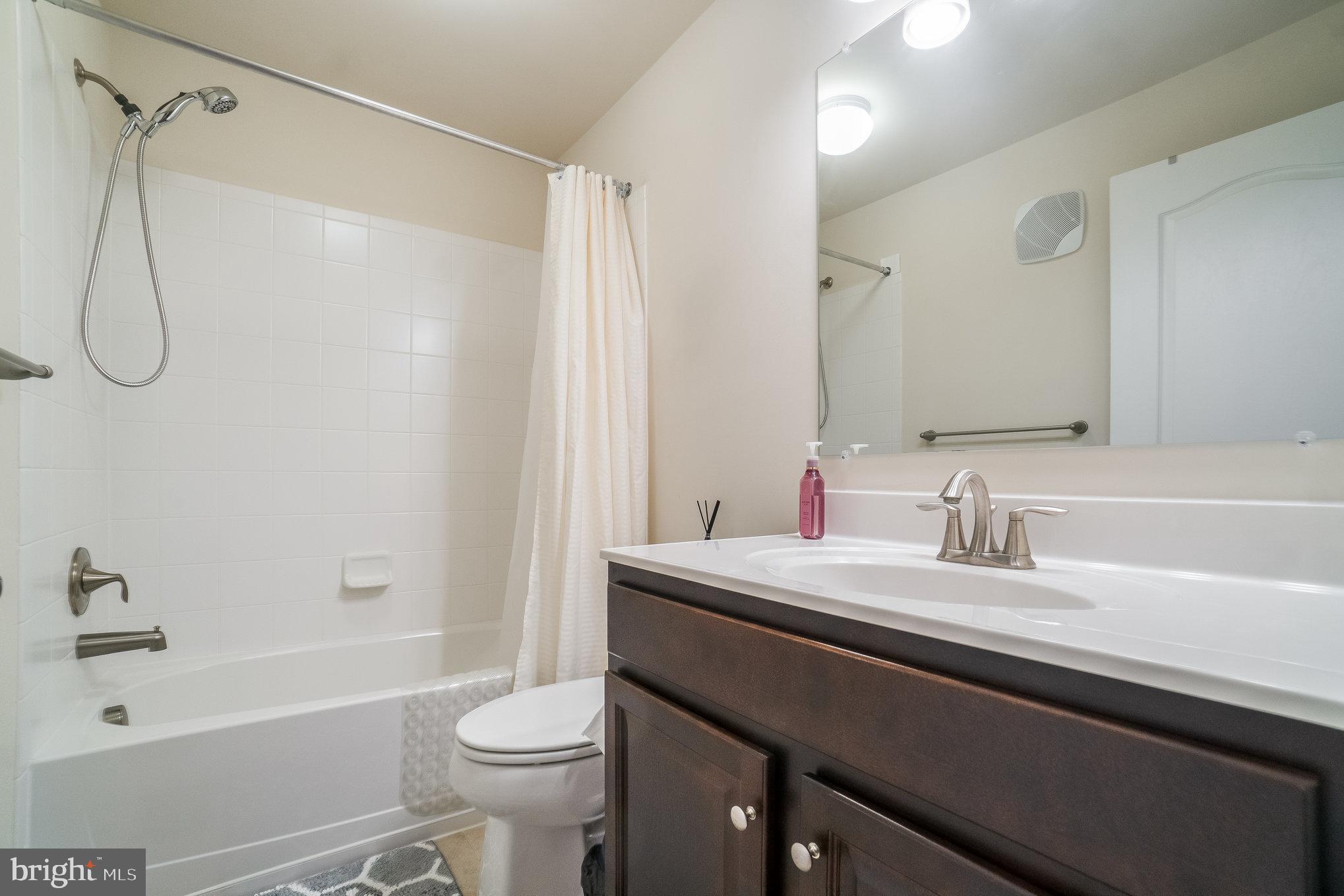 DANE RIDGE CONDO - Residential