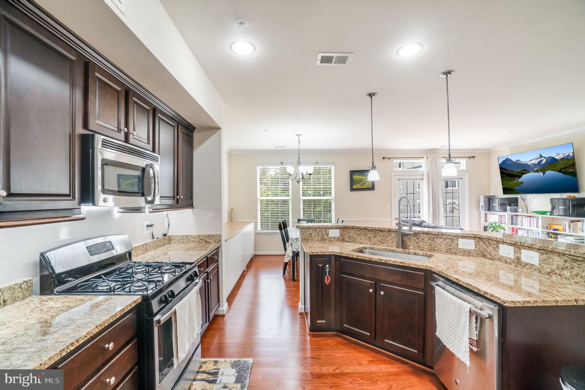 DANE RIDGE CONDO - Residential