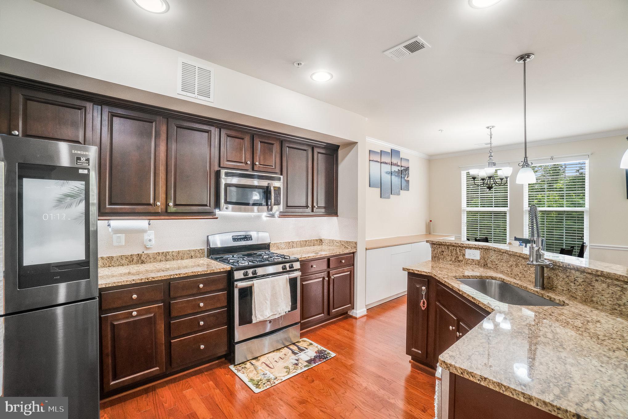 DANE RIDGE CONDO - Residential