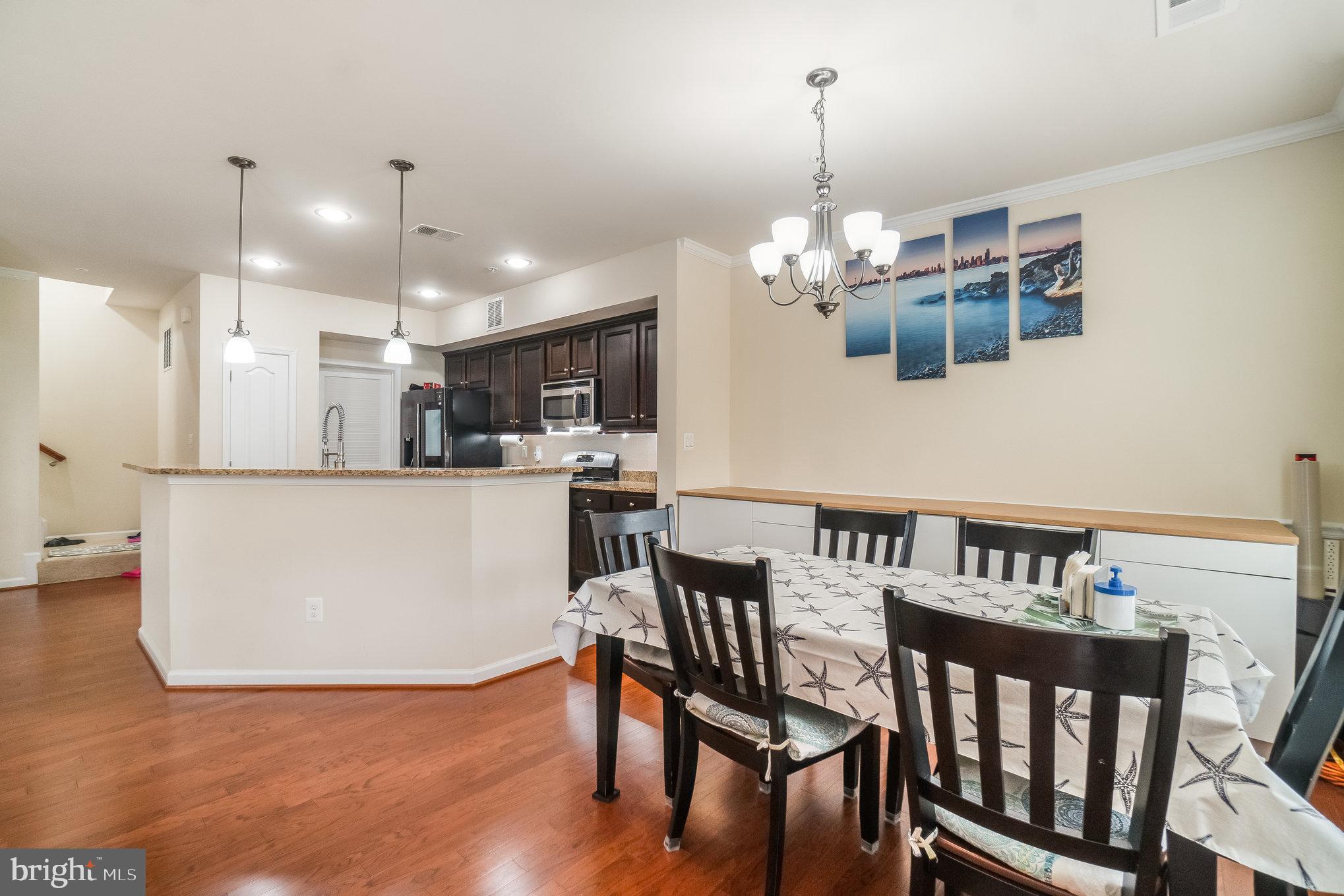 DANE RIDGE CONDO - Residential