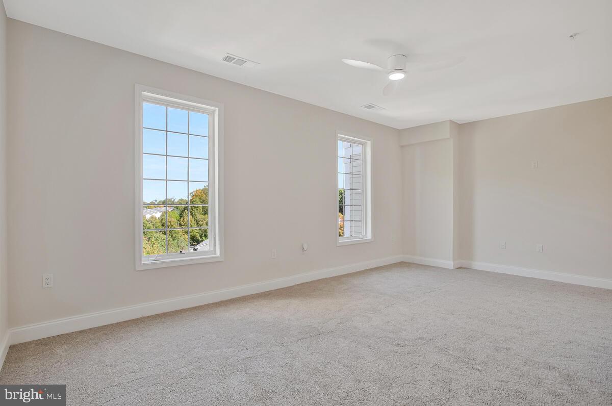 SNOWDEN OVERLOOK - Residential