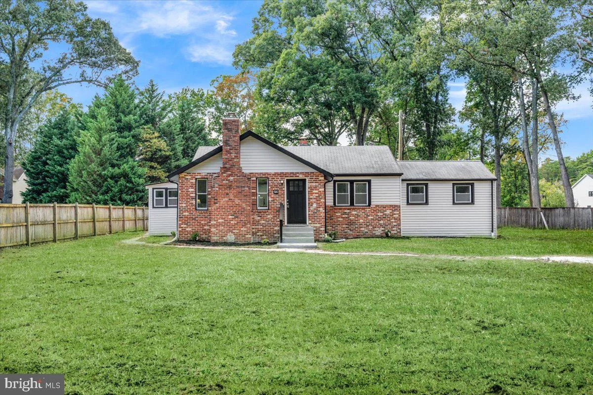 94 Pine Road, Pasadena, MD 21122 photo 2