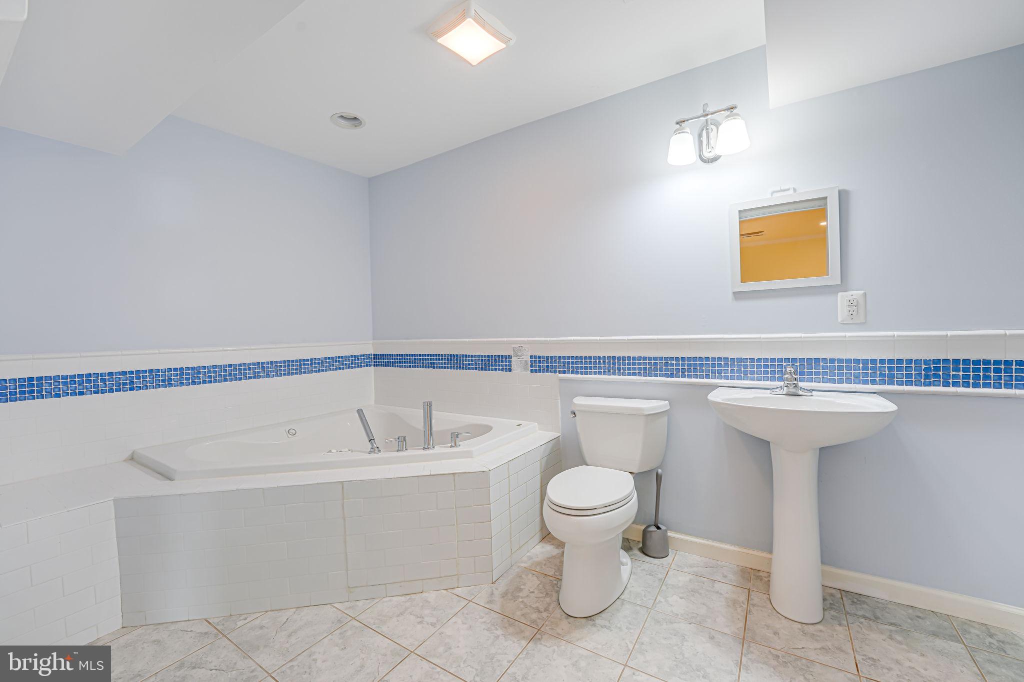 WESTMARKET - Residential