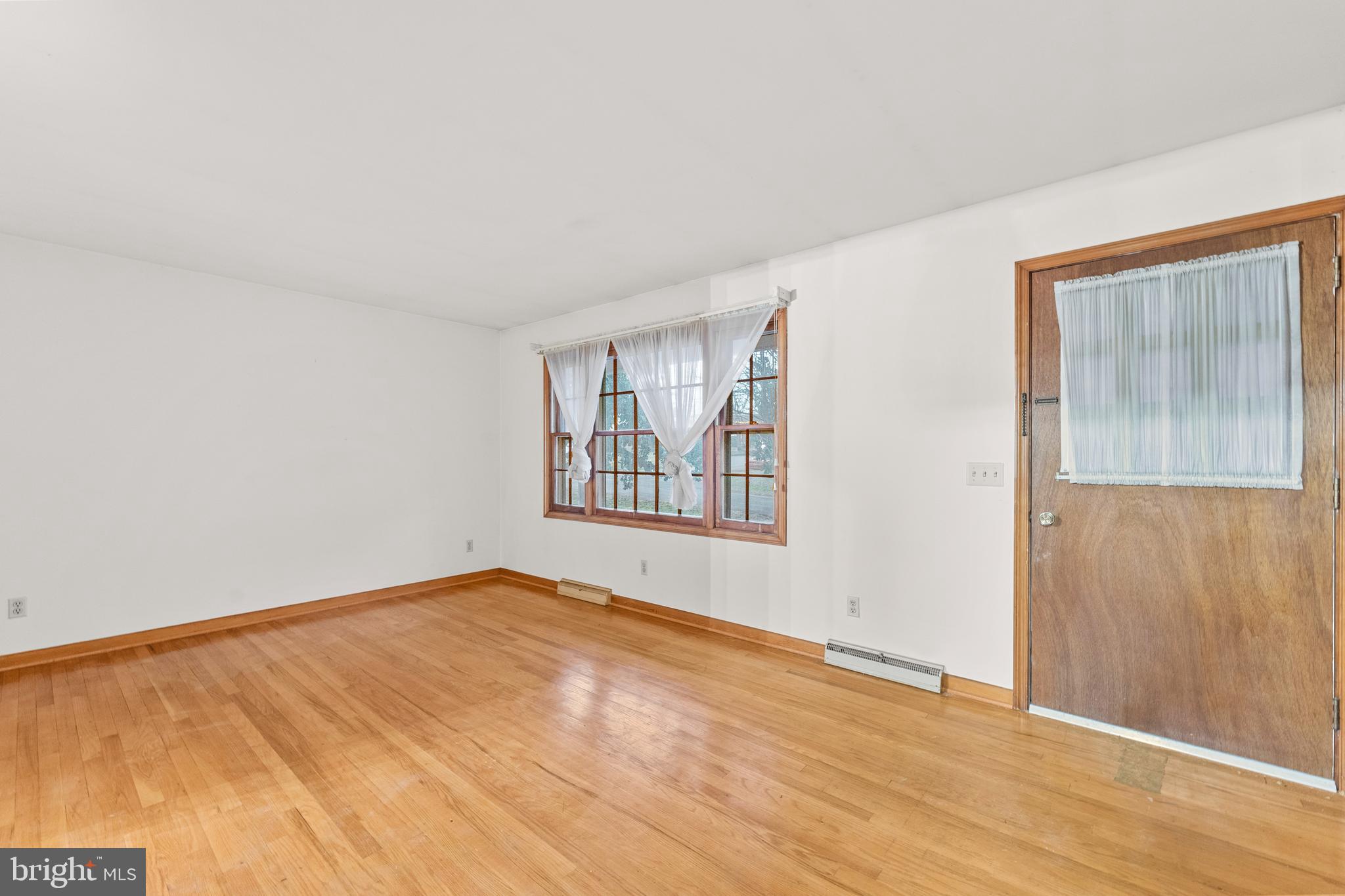 BELL AIR HEIGHTS - Residential Lease