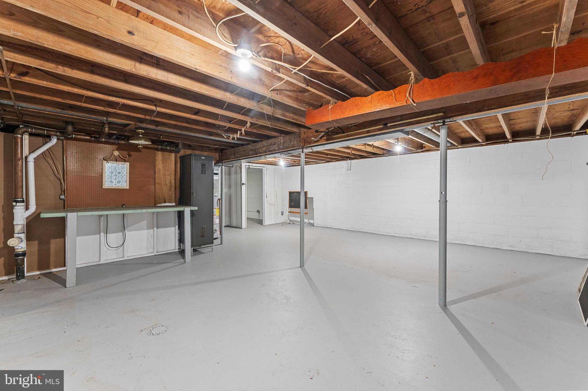 BELL AIR HEIGHTS - Residential Lease