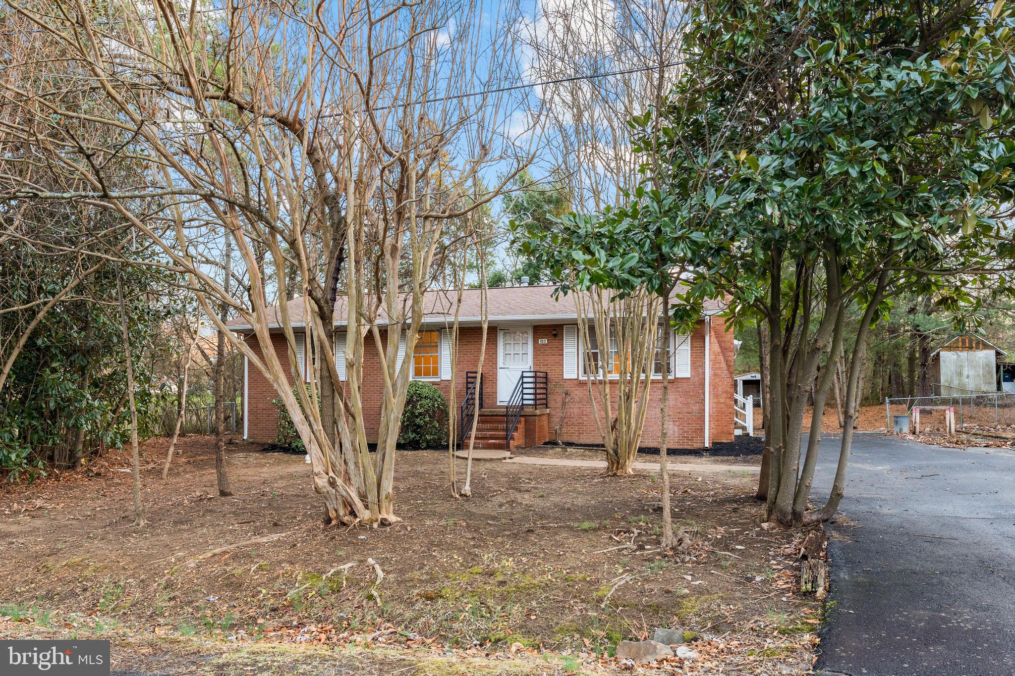 BELL AIR HEIGHTS - Residential Lease