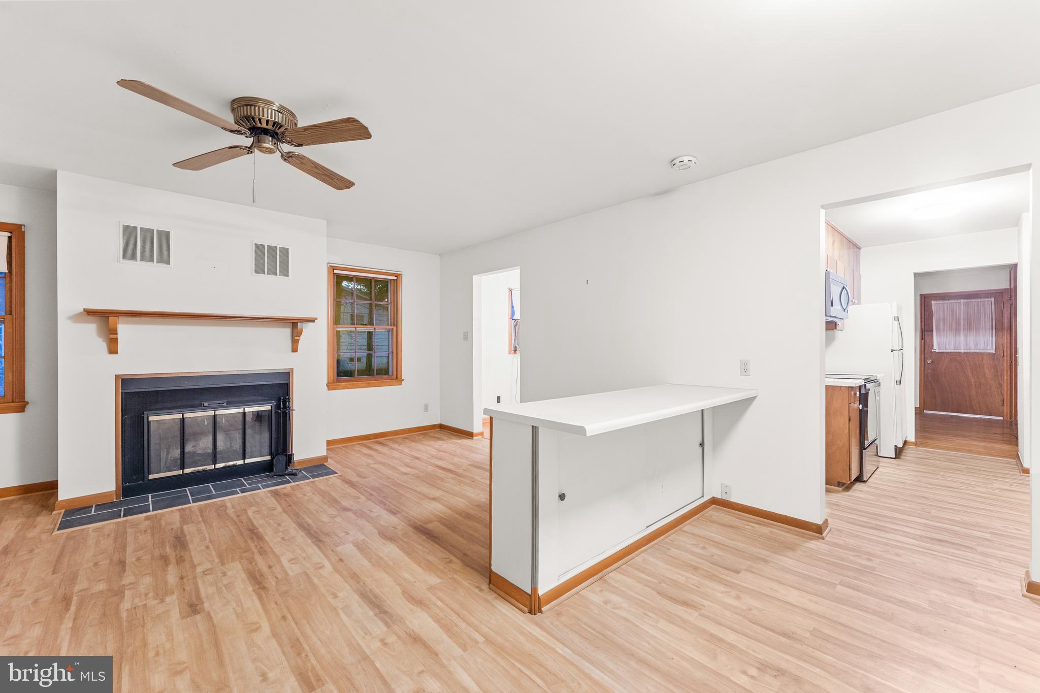 BELL AIR HEIGHTS - Residential Lease