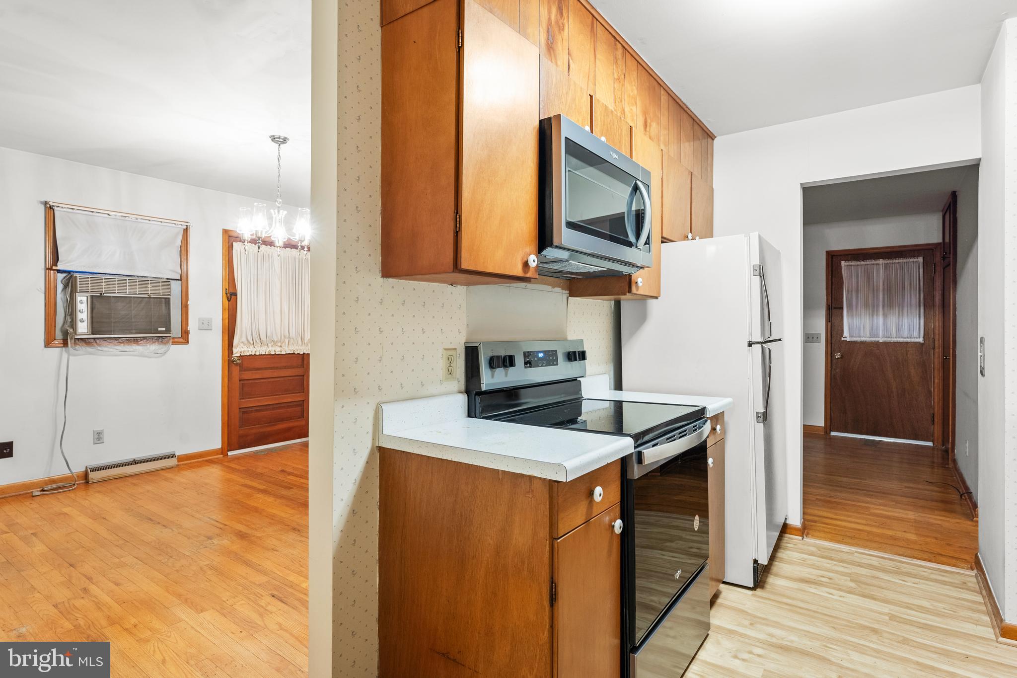 BELL AIR HEIGHTS - Residential Lease