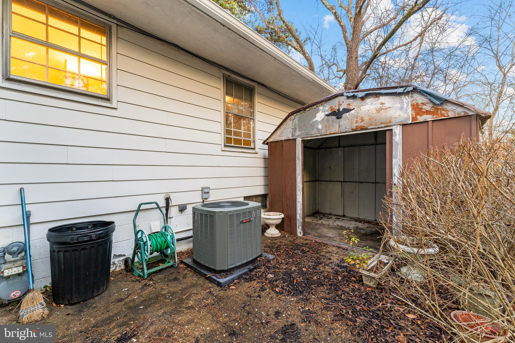 BELL AIR HEIGHTS - Residential Lease