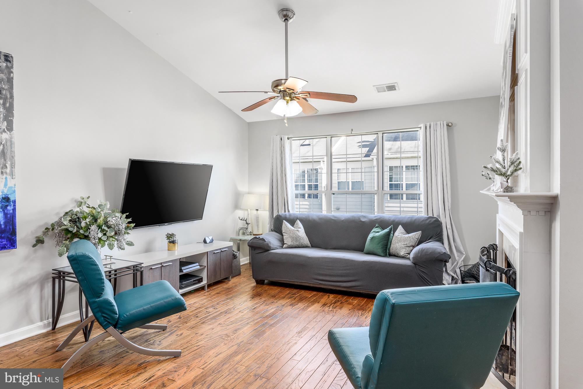 FOX CHASE/EXETER - Residential