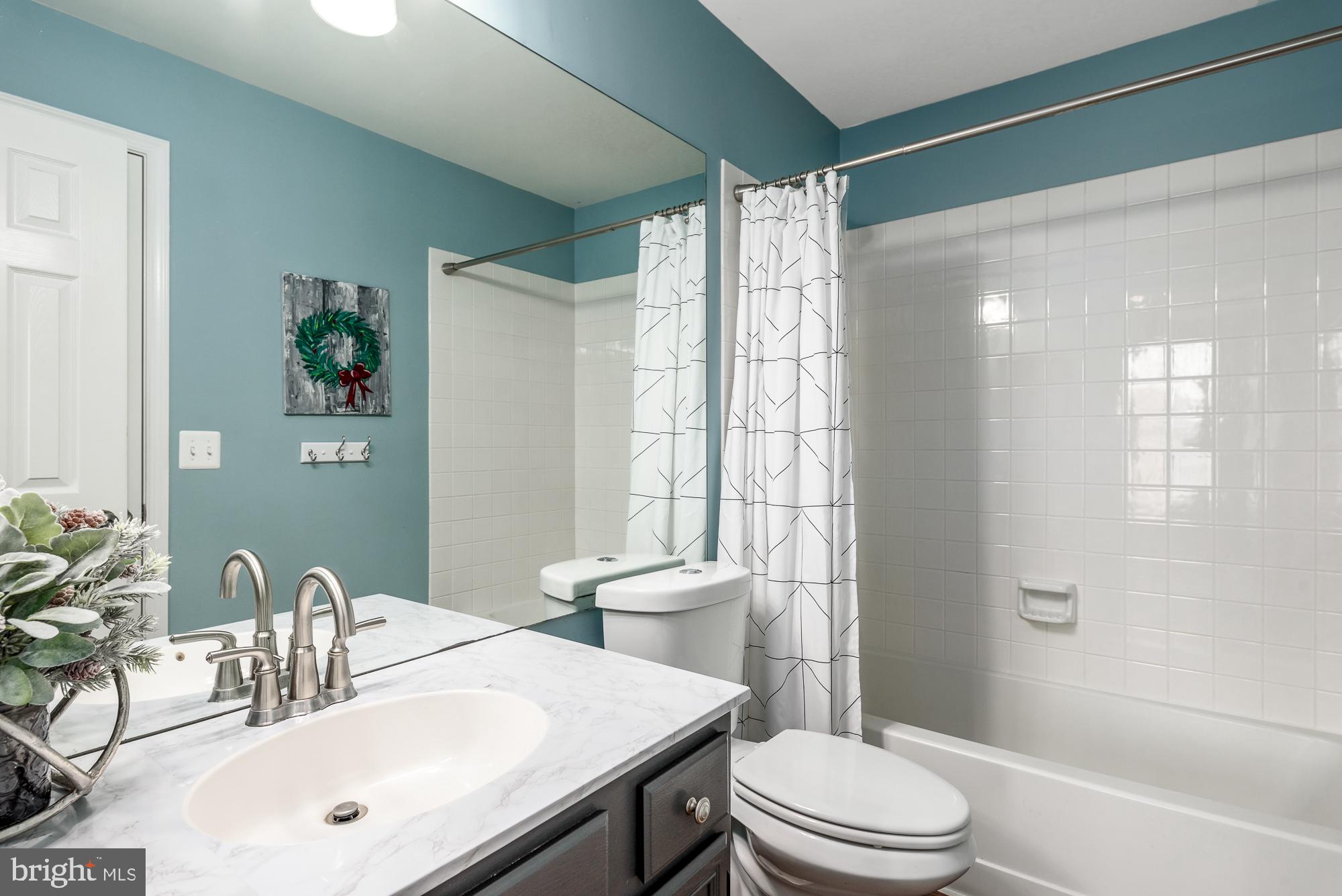 FOX CHASE/EXETER - Residential