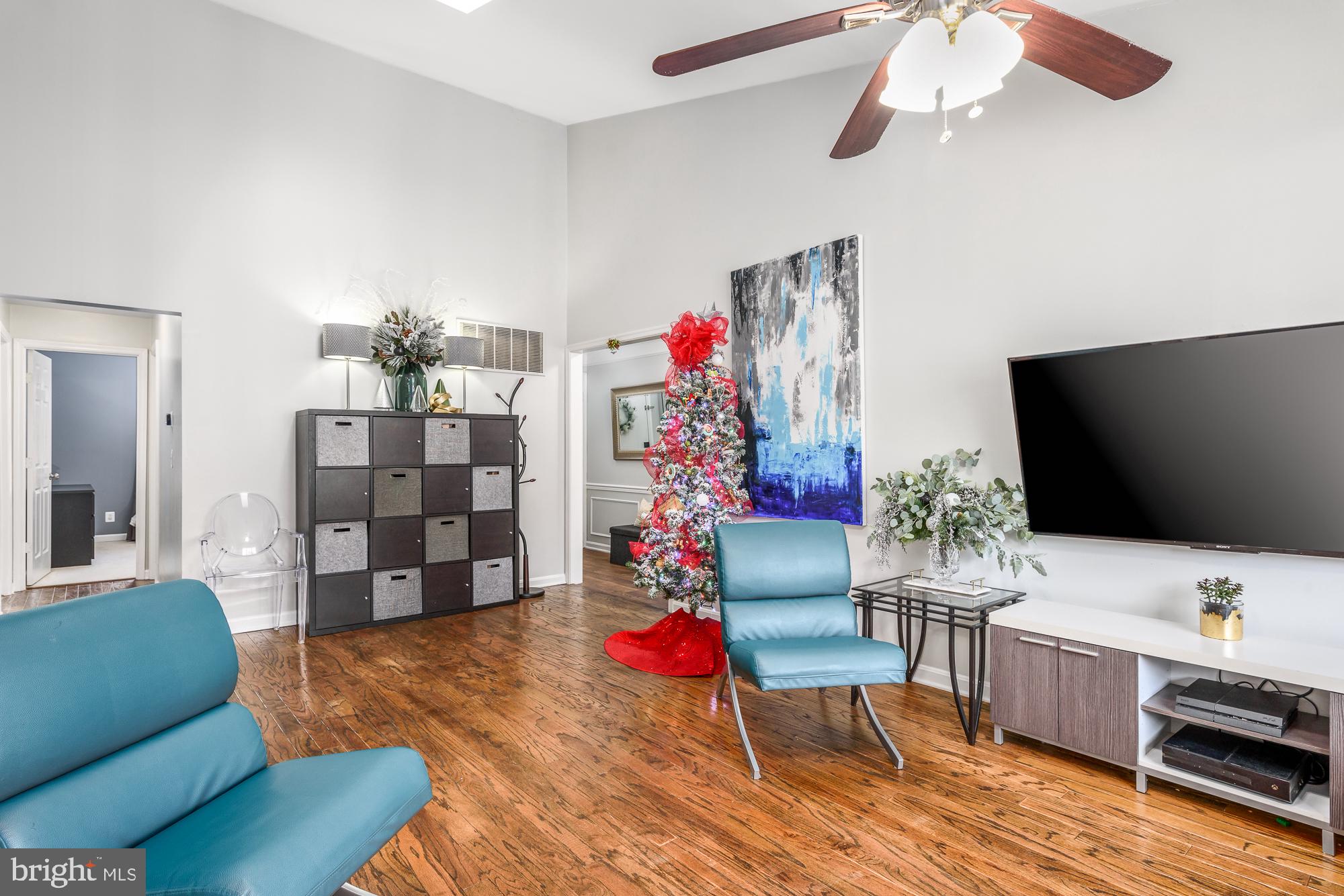 FOX CHASE/EXETER - Residential