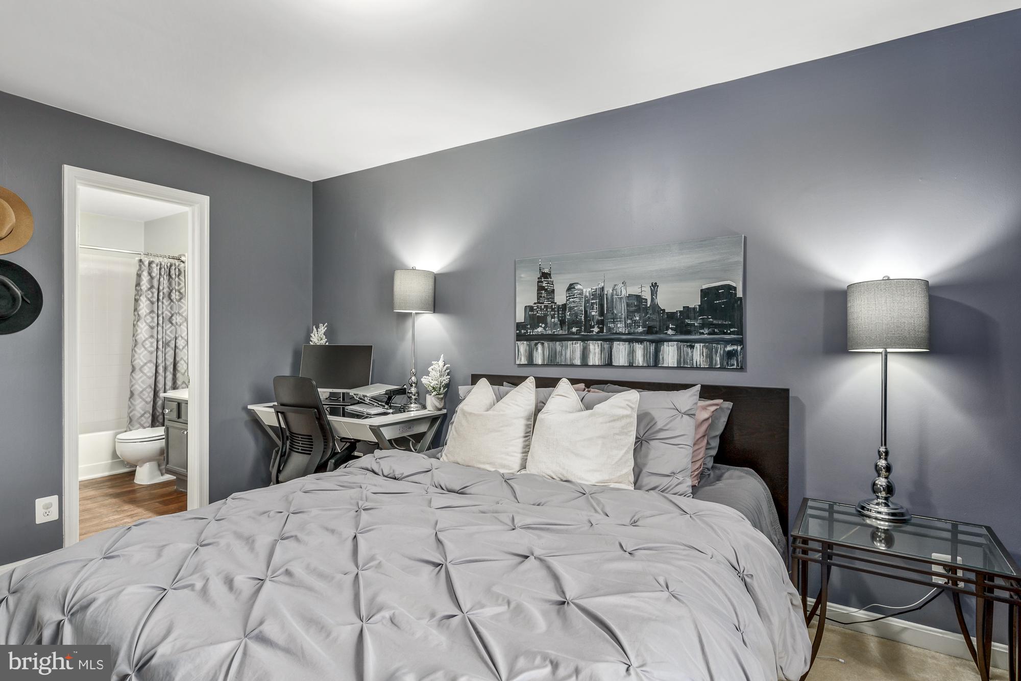 FOX CHASE/EXETER - Residential