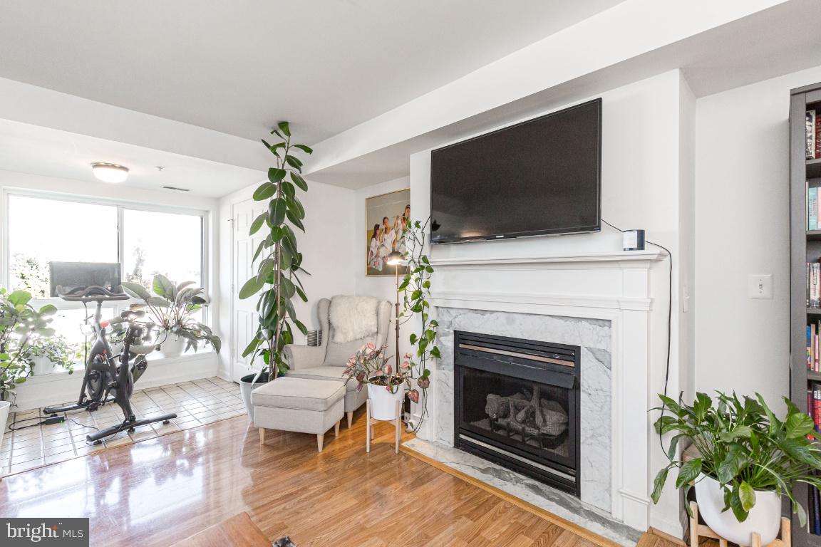 2609 DOUGLASS ROAD SE 401